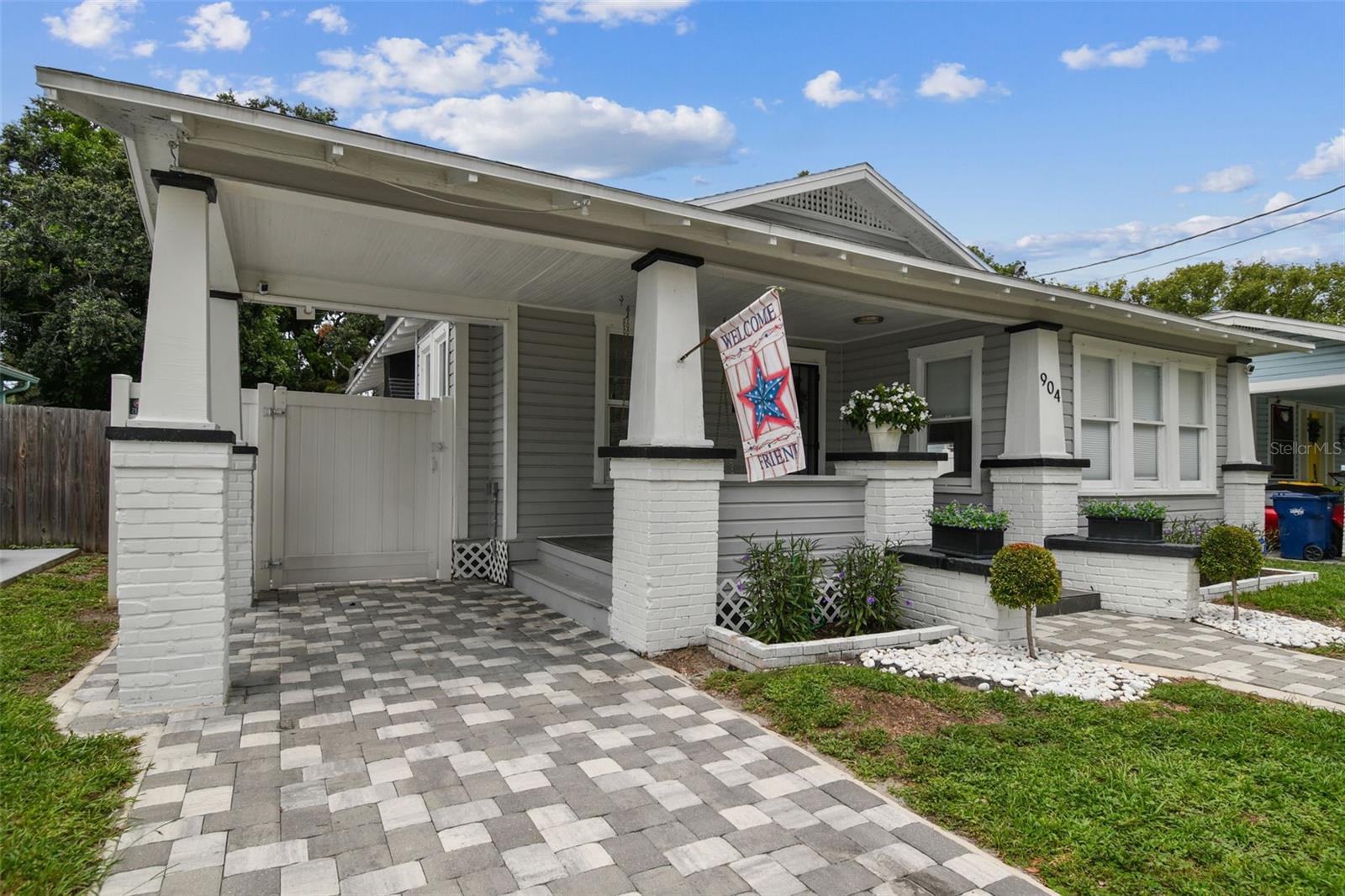 904 E HAMILTON AVE, TAMPA, FL, 33604