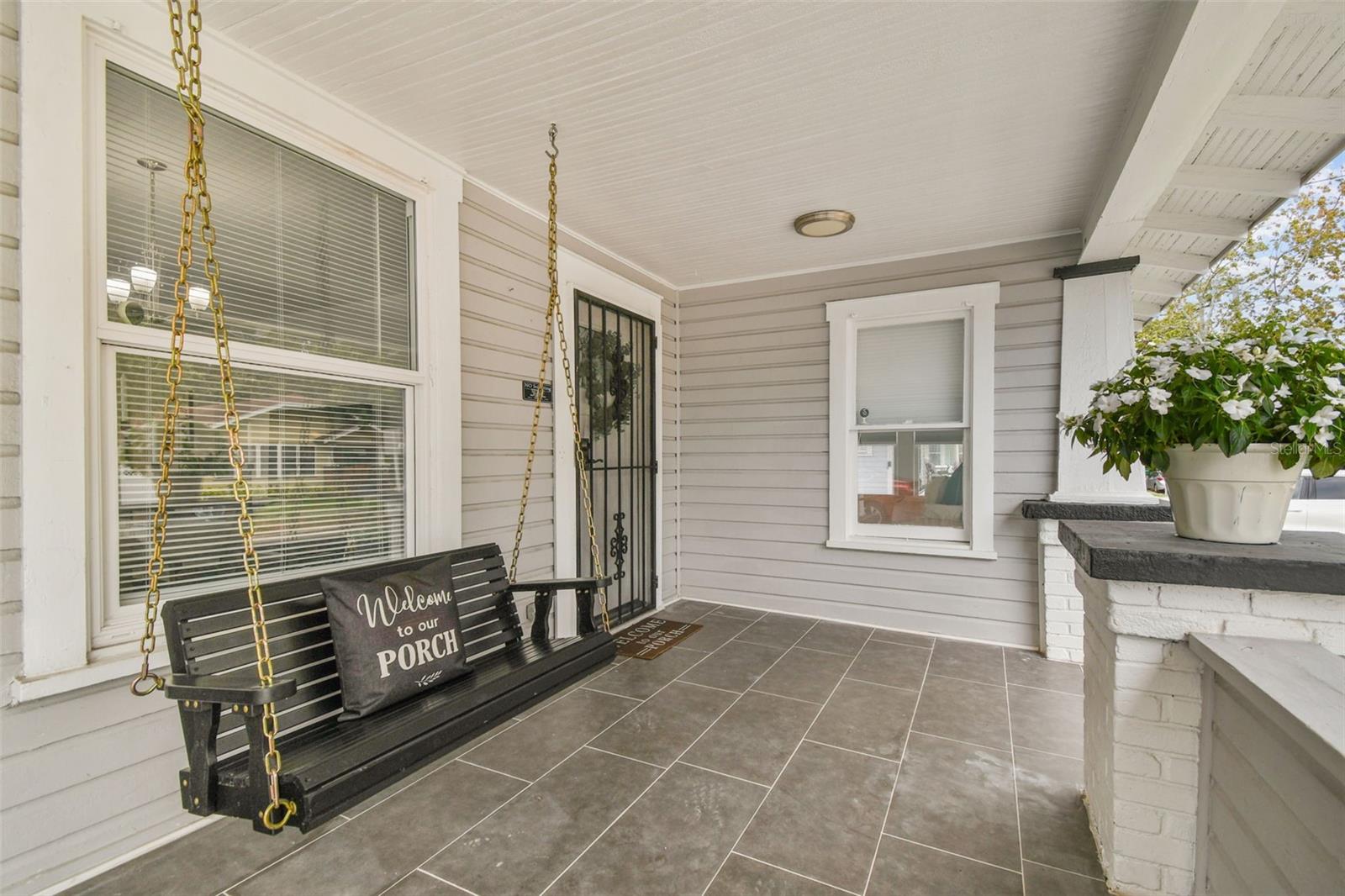 904 E HAMILTON AVE, TAMPA, FL, 33604