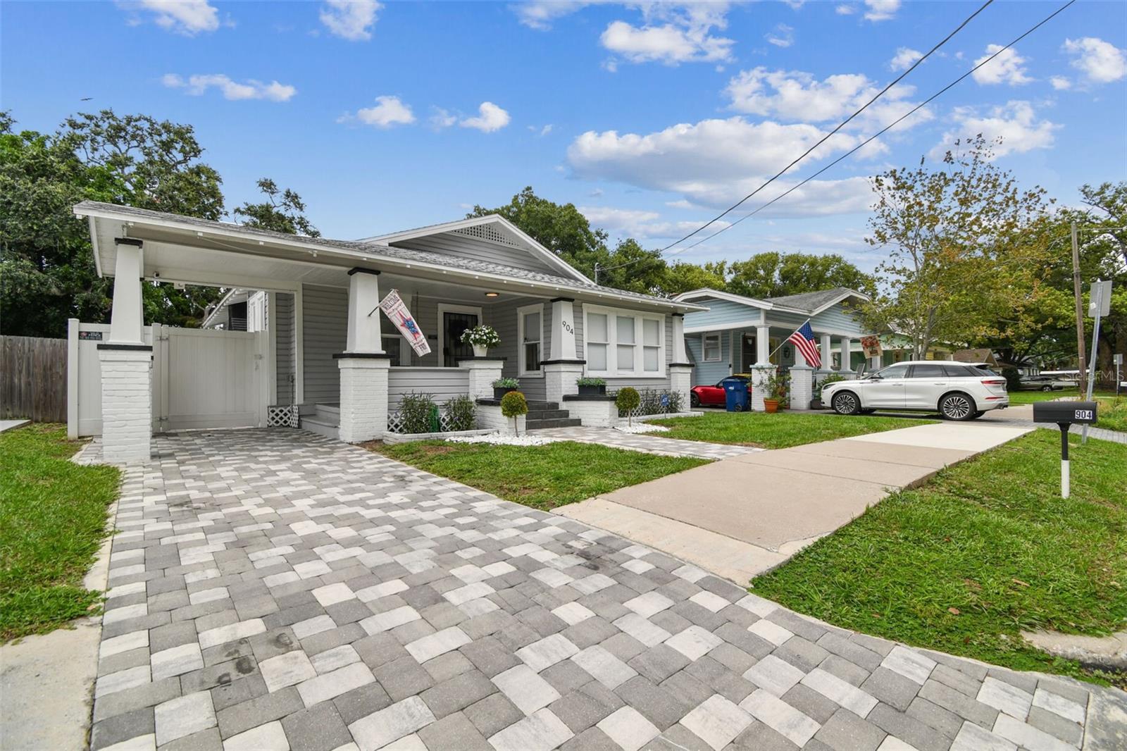 904 E HAMILTON AVE, TAMPA, FL, 33604