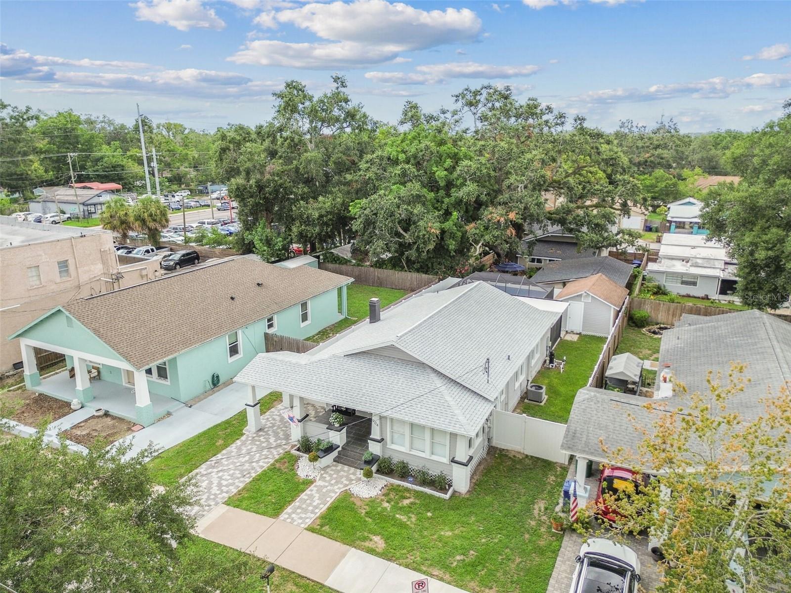 904 E HAMILTON AVE, TAMPA, FL, 33604