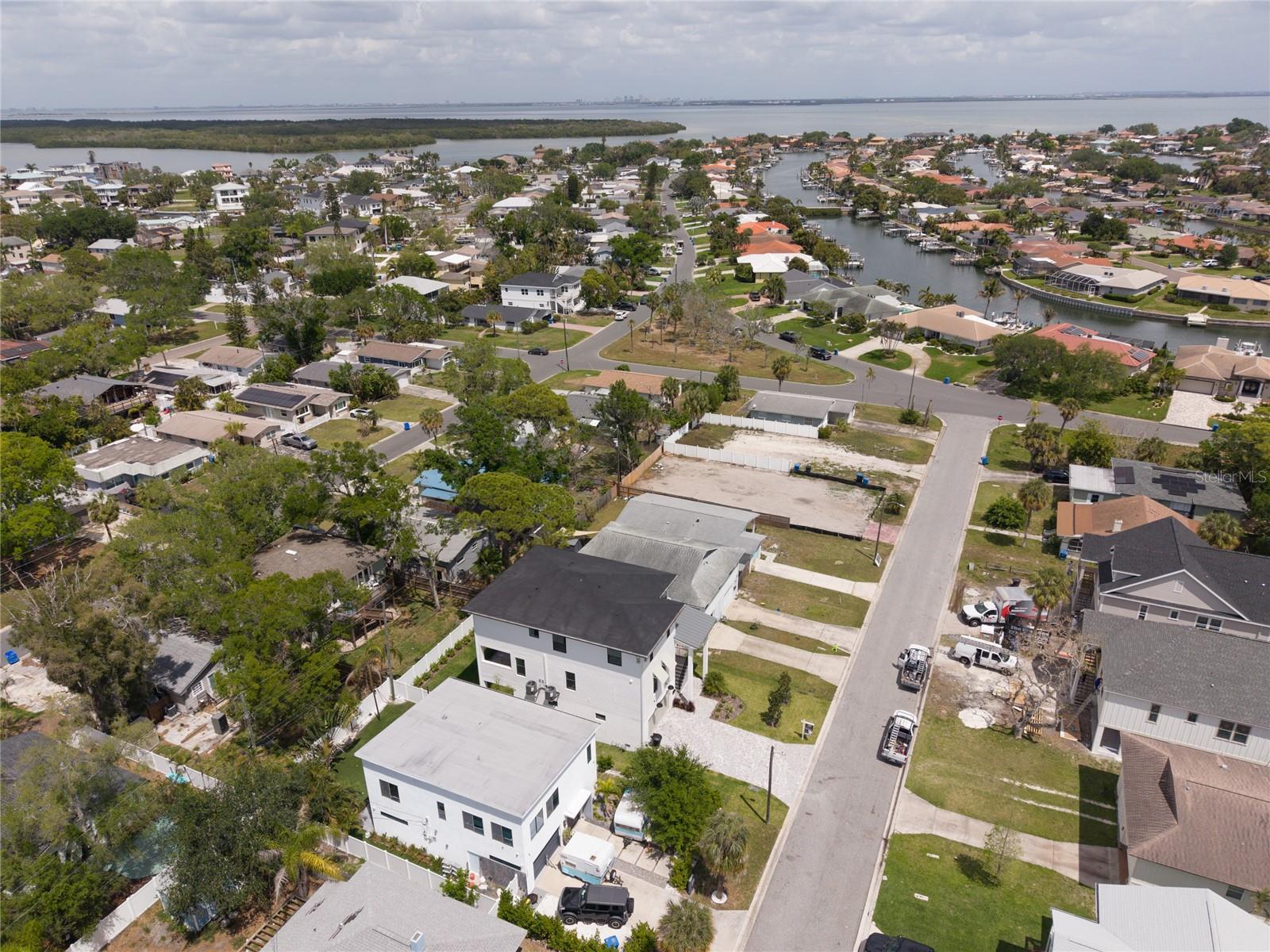 1851 MISSISSIPPI AVE NE, ST PETERSBURG, FL, 33703