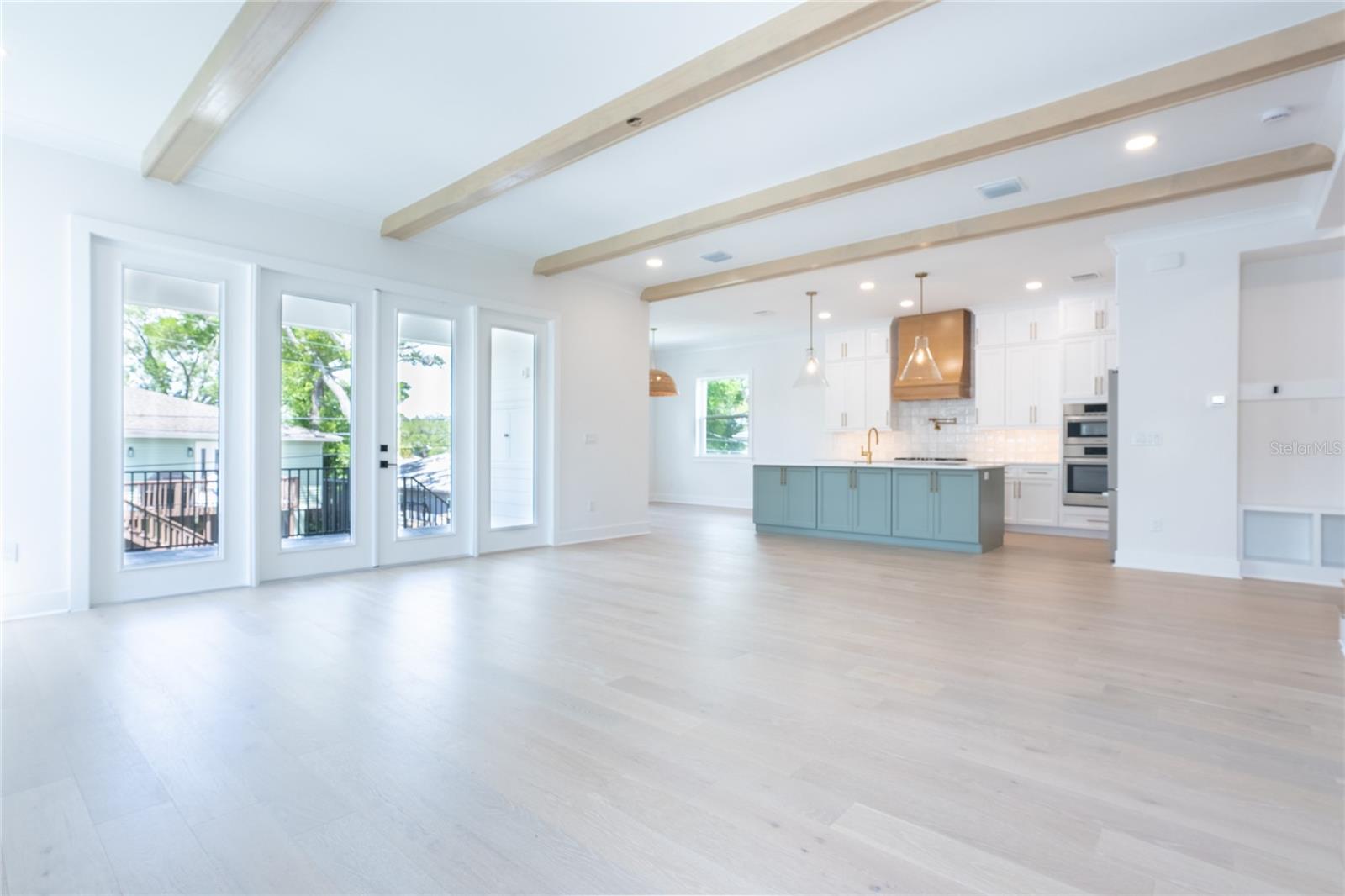 1851 MISSISSIPPI AVE NE, ST PETERSBURG, FL, 33703