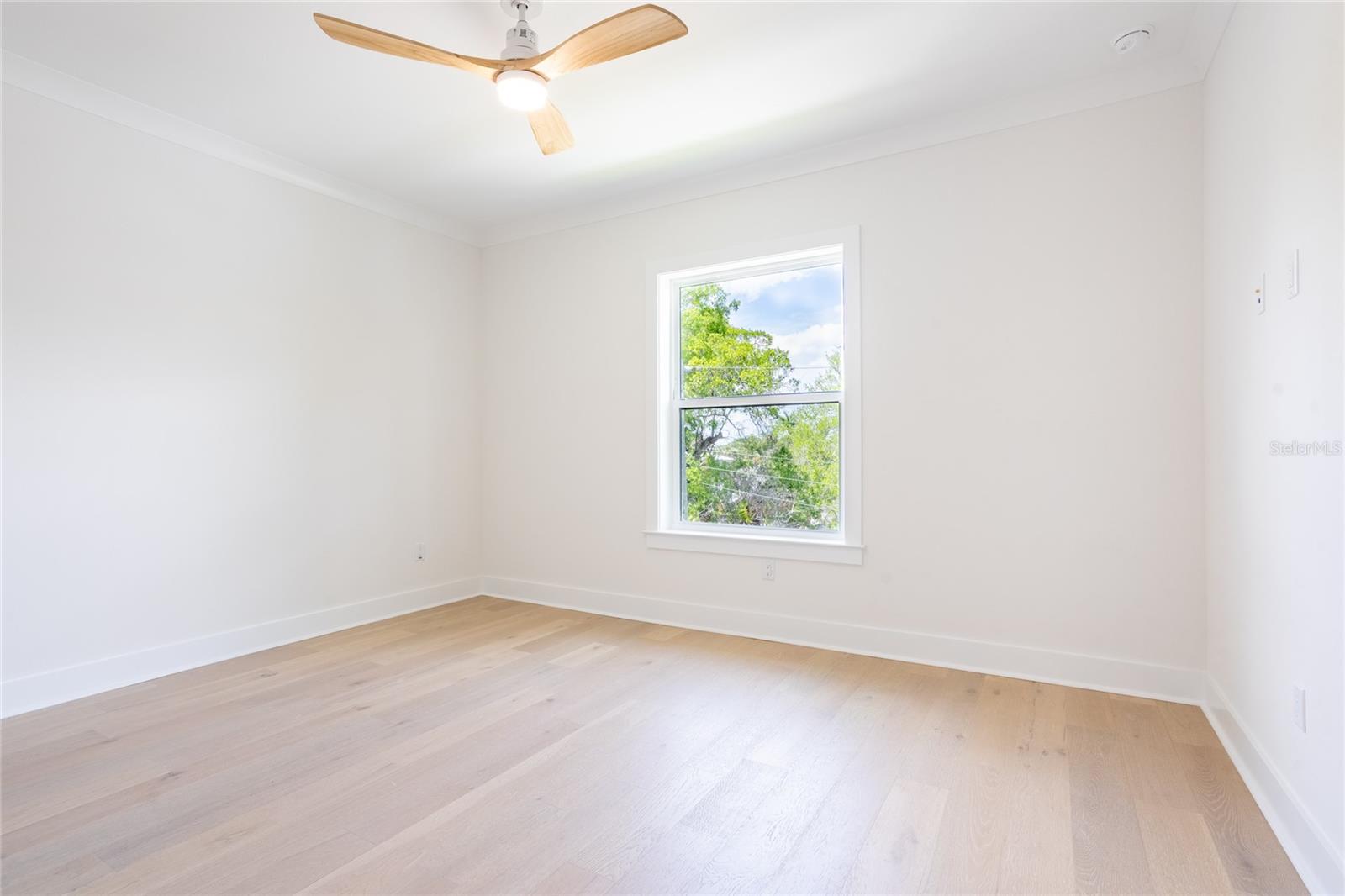 1851 MISSISSIPPI AVE NE, ST PETERSBURG, FL, 33703