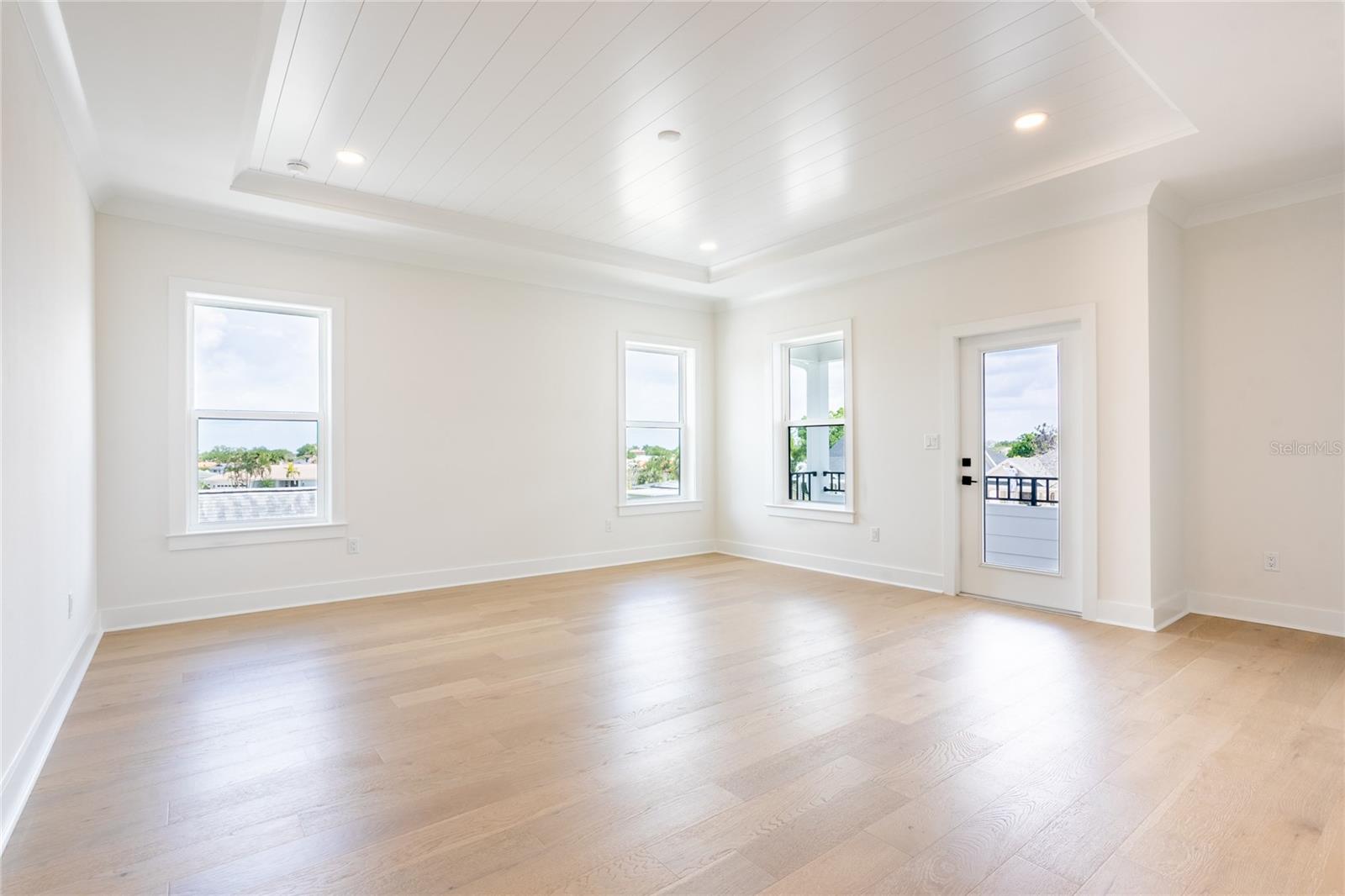 1851 MISSISSIPPI AVE NE, ST PETERSBURG, FL, 33703