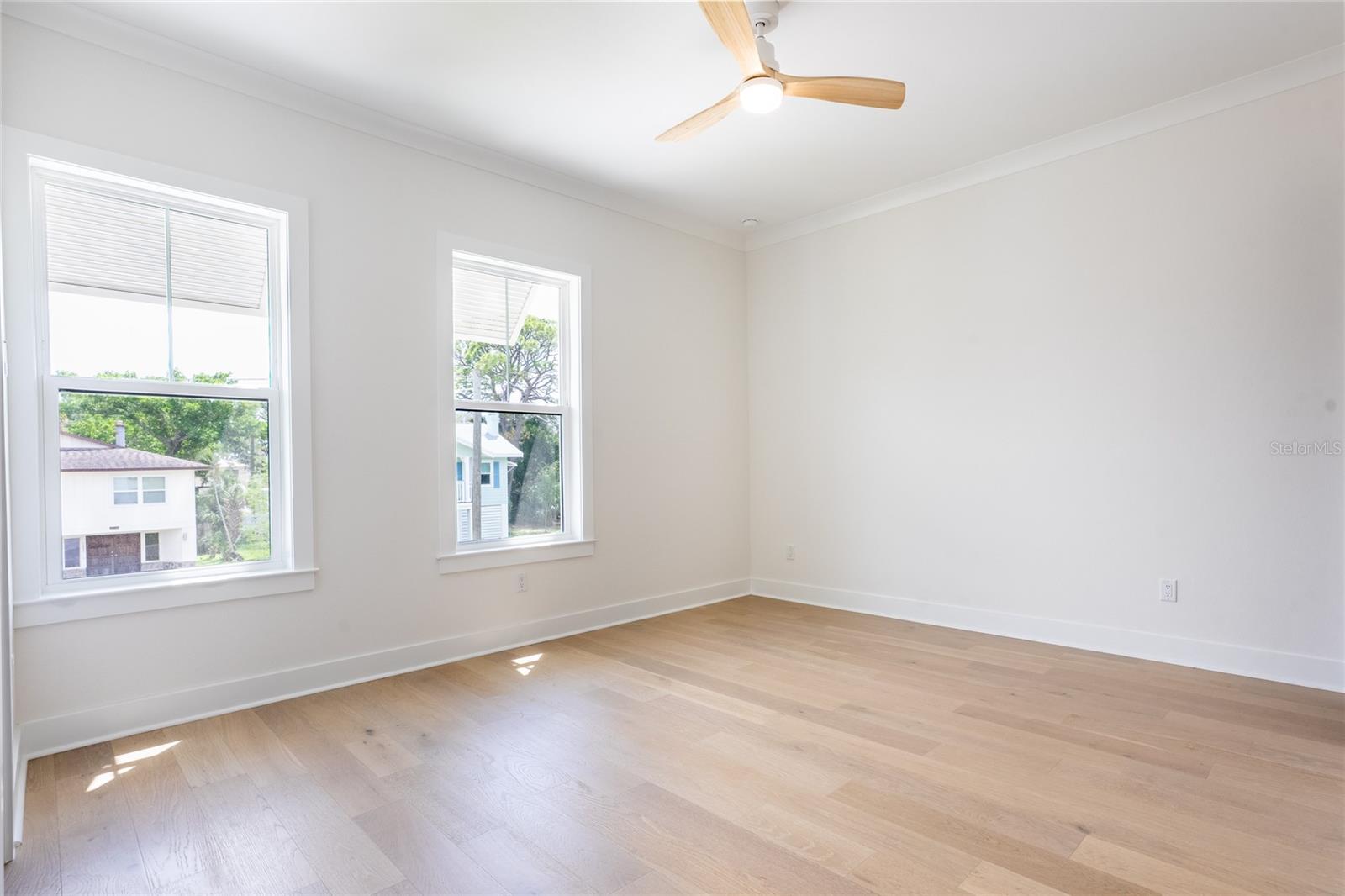 1851 MISSISSIPPI AVE NE, ST PETERSBURG, FL, 33703