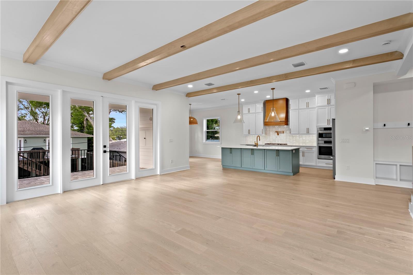 1851 MISSISSIPPI AVE NE, ST PETERSBURG, FL, 33703