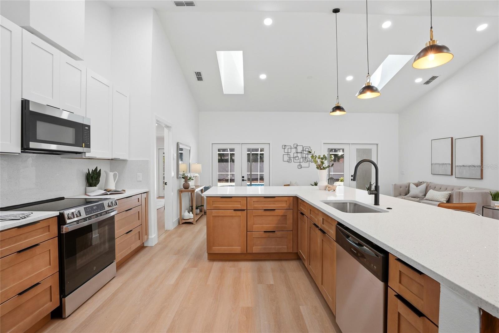 4816 79TH AVENUE PLZ E, SARASOTA, FL, 34243