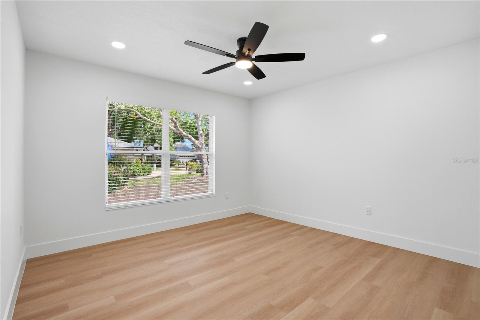 4816 79TH AVENUE PLZ E, SARASOTA, FL, 34243