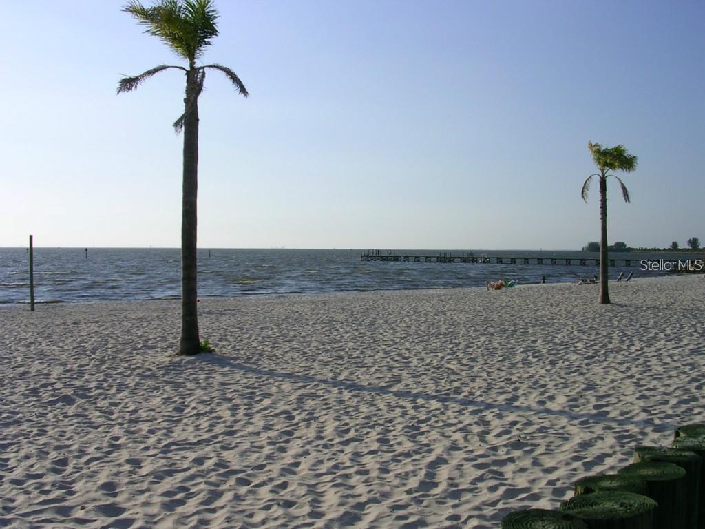 513 BAHIA BEACH BLVD, RUSKIN, FL, 33570