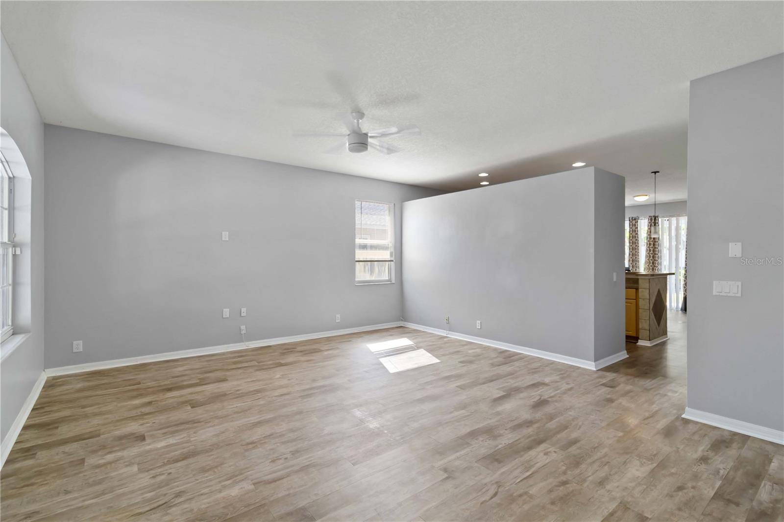 5214 60TH DR E, BRADENTON, FL, 34203