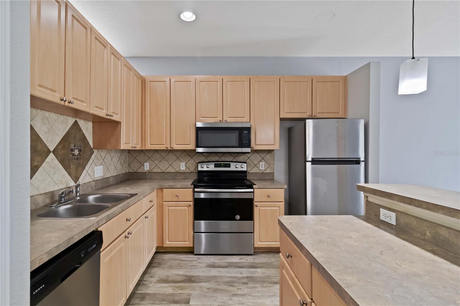 5214 60TH DR E, BRADENTON, FL, 34203