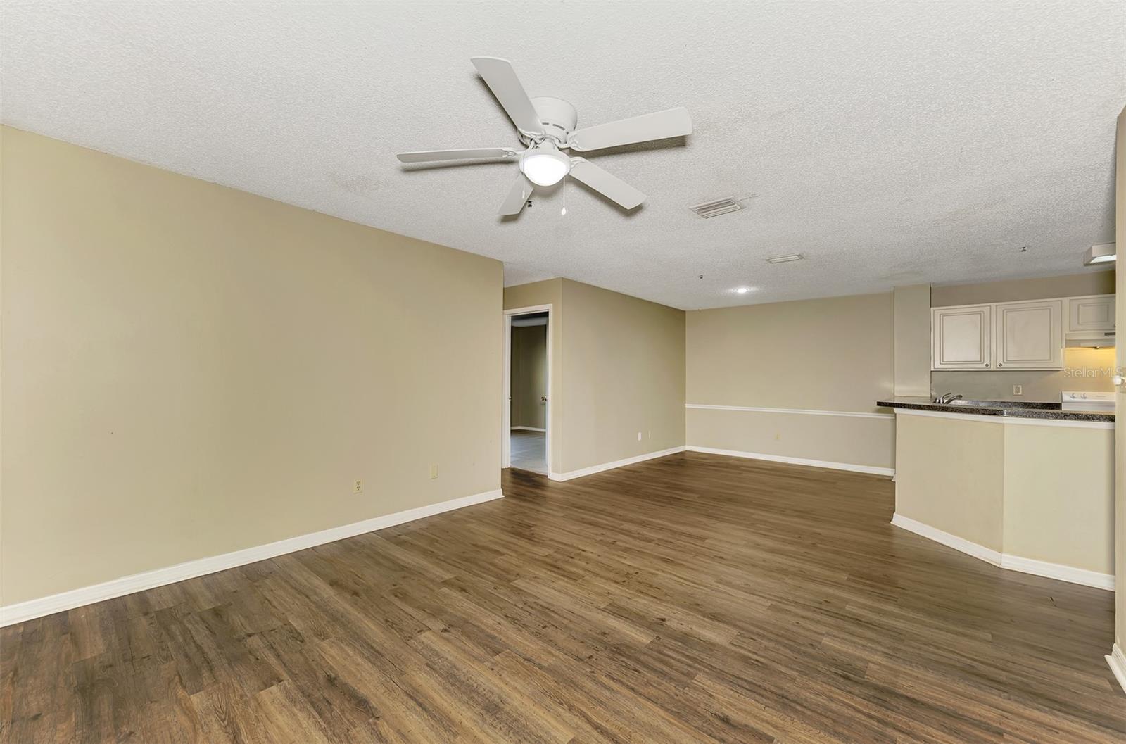 4045 CROCKERS LAKE BLVD #11, SARASOTA, FL, 34238