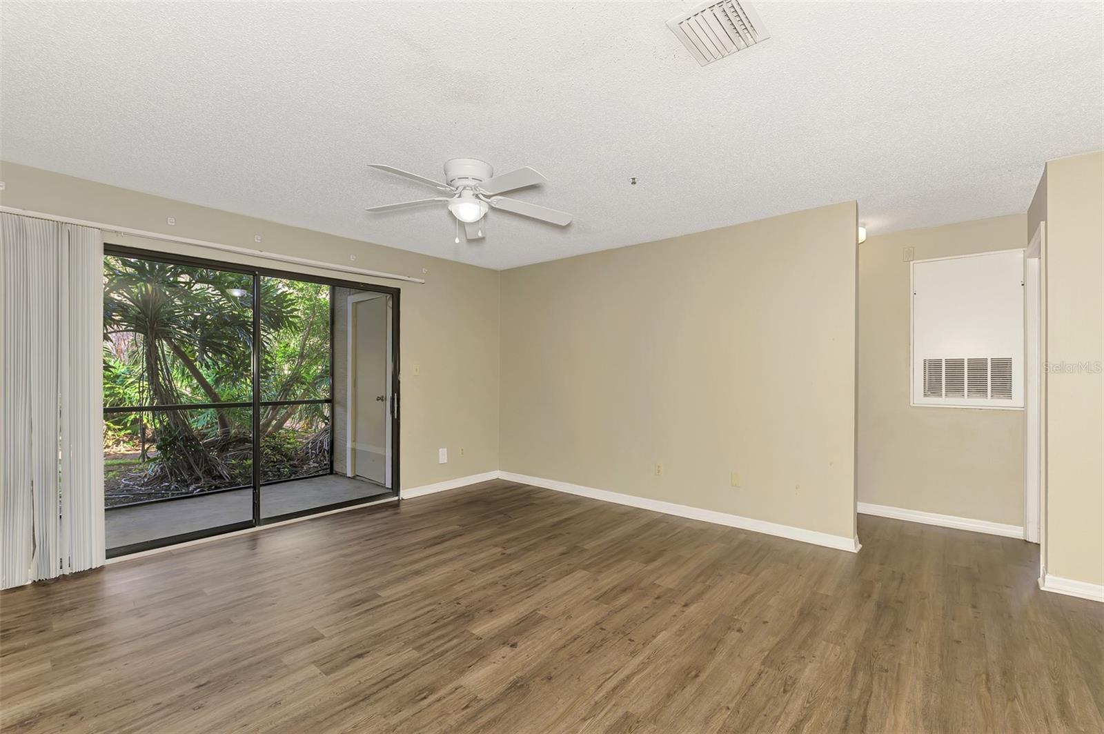 4045 CROCKERS LAKE BLVD #11, SARASOTA, FL, 34238