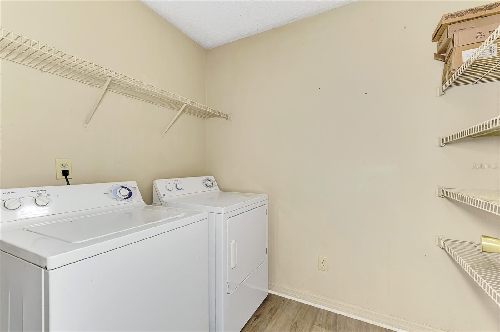 4045 CROCKERS LAKE BLVD #11, SARASOTA, FL, 34238