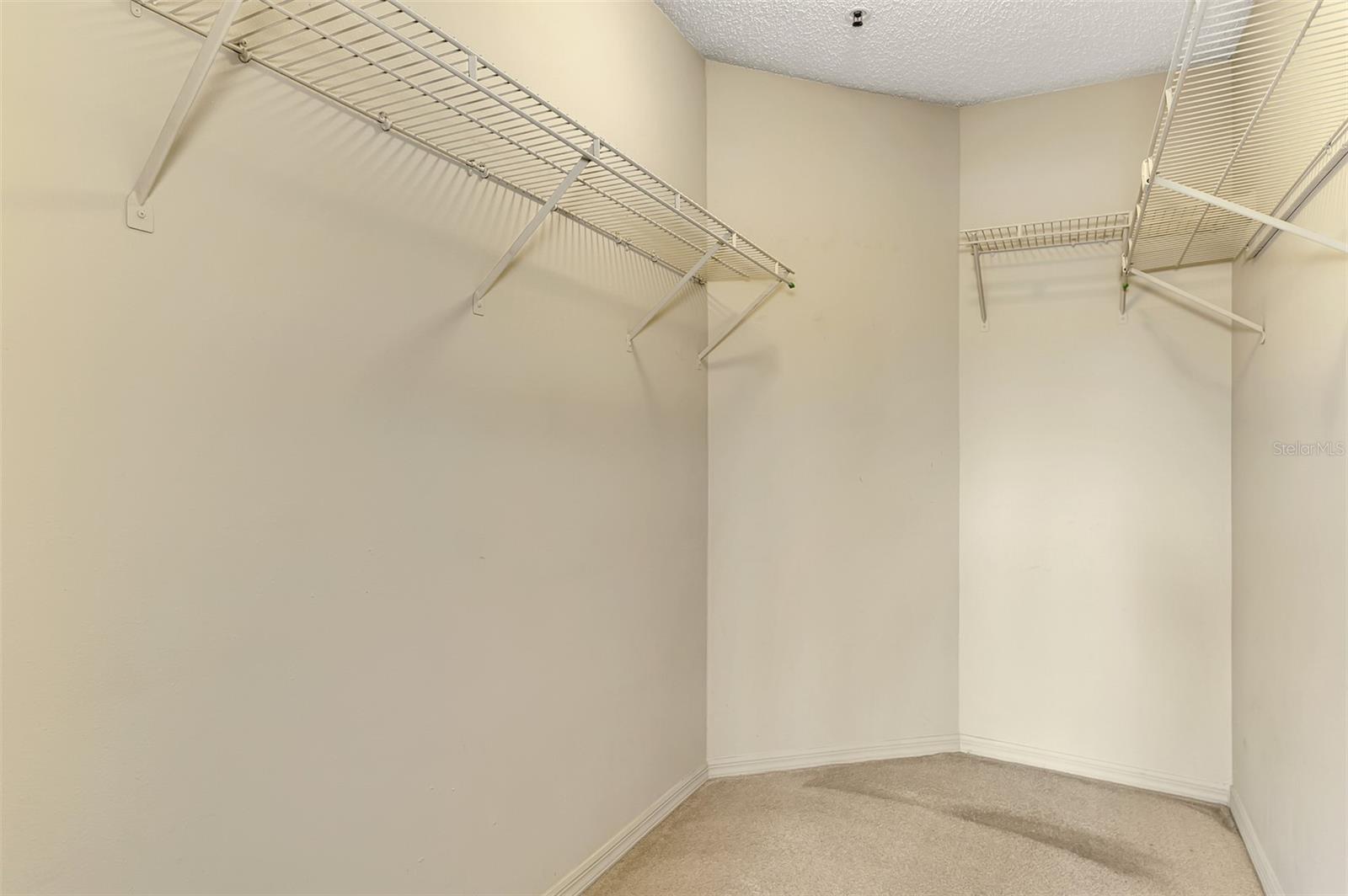 4045 CROCKERS LAKE BLVD #11, SARASOTA, FL, 34238