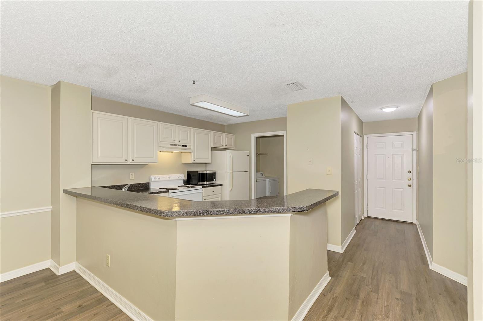4045 CROCKERS LAKE BLVD #11, SARASOTA, FL, 34238