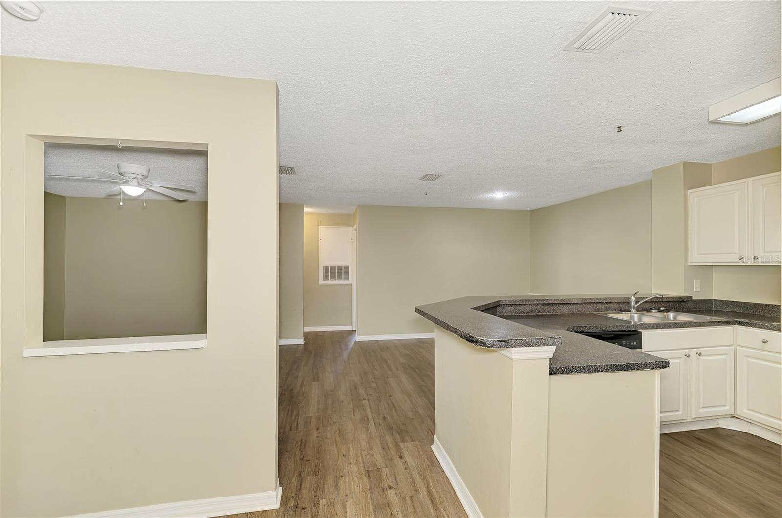 4045 CROCKERS LAKE BLVD #11, SARASOTA, FL, 34238