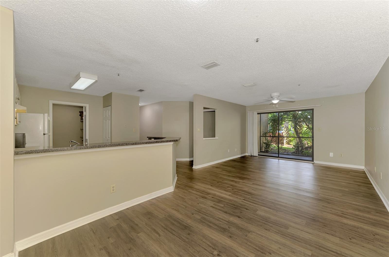4045 CROCKERS LAKE BLVD #11, SARASOTA, FL, 34238