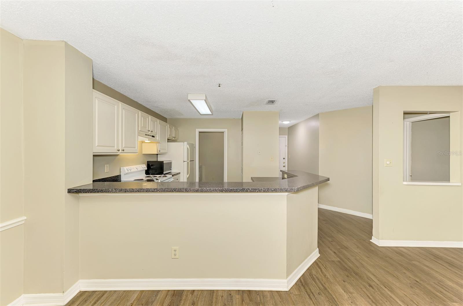 4045 CROCKERS LAKE BLVD #11, SARASOTA, FL, 34238