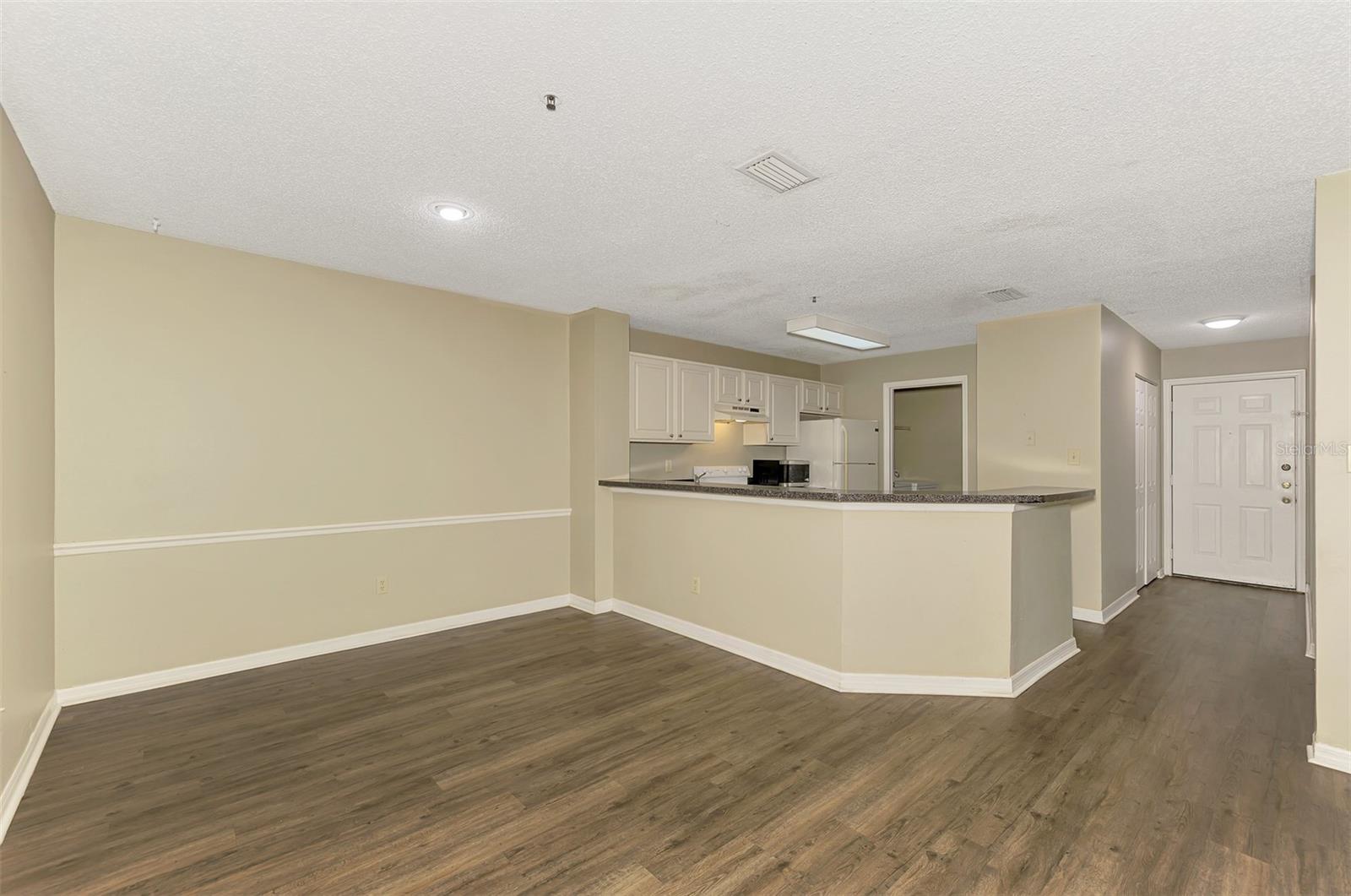 4045 CROCKERS LAKE BLVD #11, SARASOTA, FL, 34238