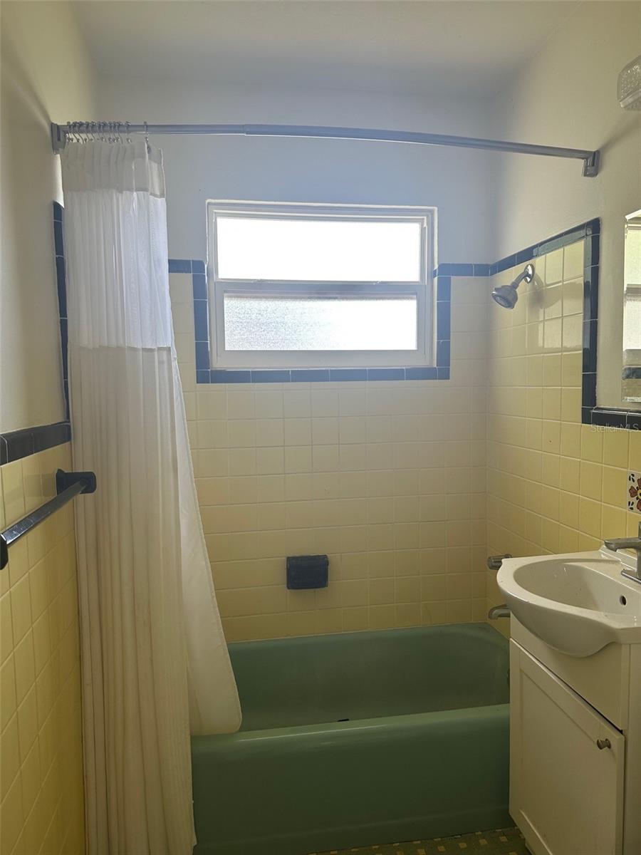 701 FRANCES ST, NOKOMIS, FL, 34275