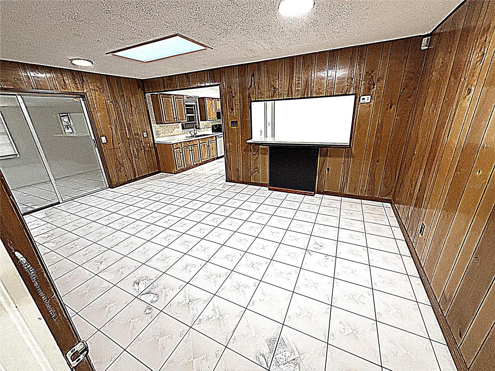 7455 WAYLAND BLVD, ORLANDO, FL, 32807