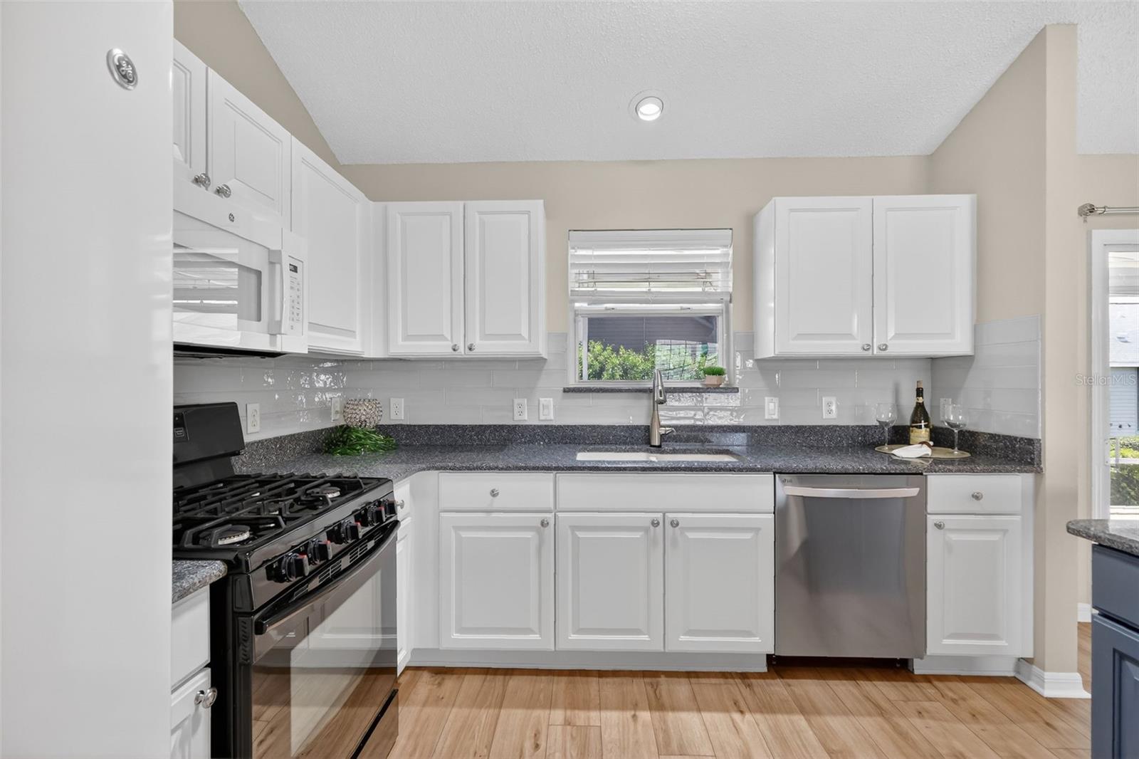 9172 SE 171ST DRAYTON PL, THE VILLAGES, FL, 32162