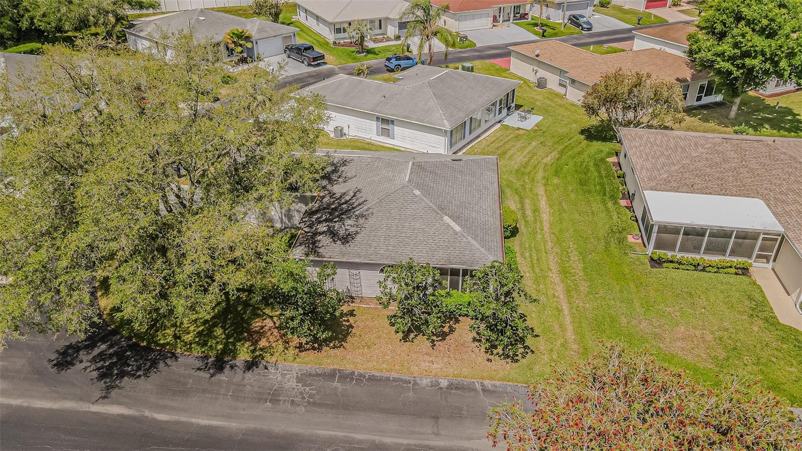 11204 COREY PAVIN LN, SAN ANTONIO, FL, 33576
