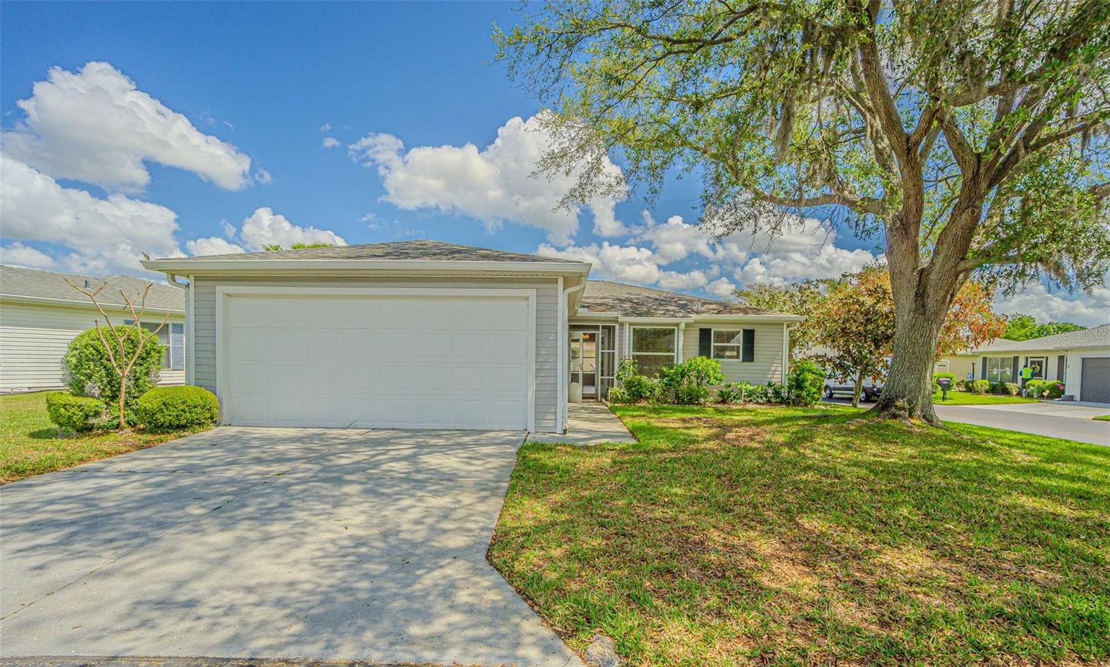 11204 COREY PAVIN LN, SAN ANTONIO, FL, 33576