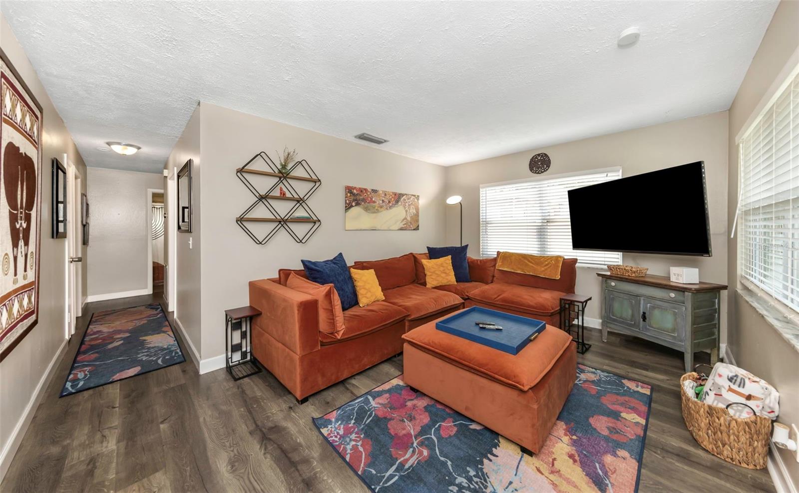 4502 W PEARL AVE, TAMPA, FL, 33611