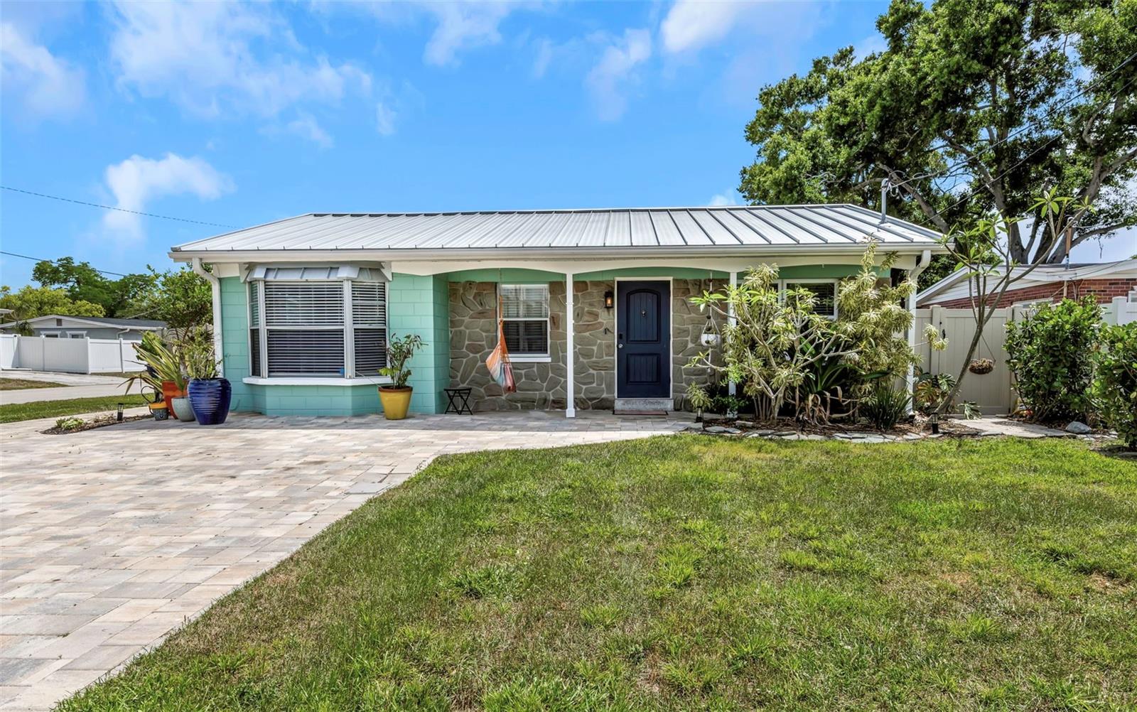 4502 W PEARL AVE, TAMPA, FL, 33611