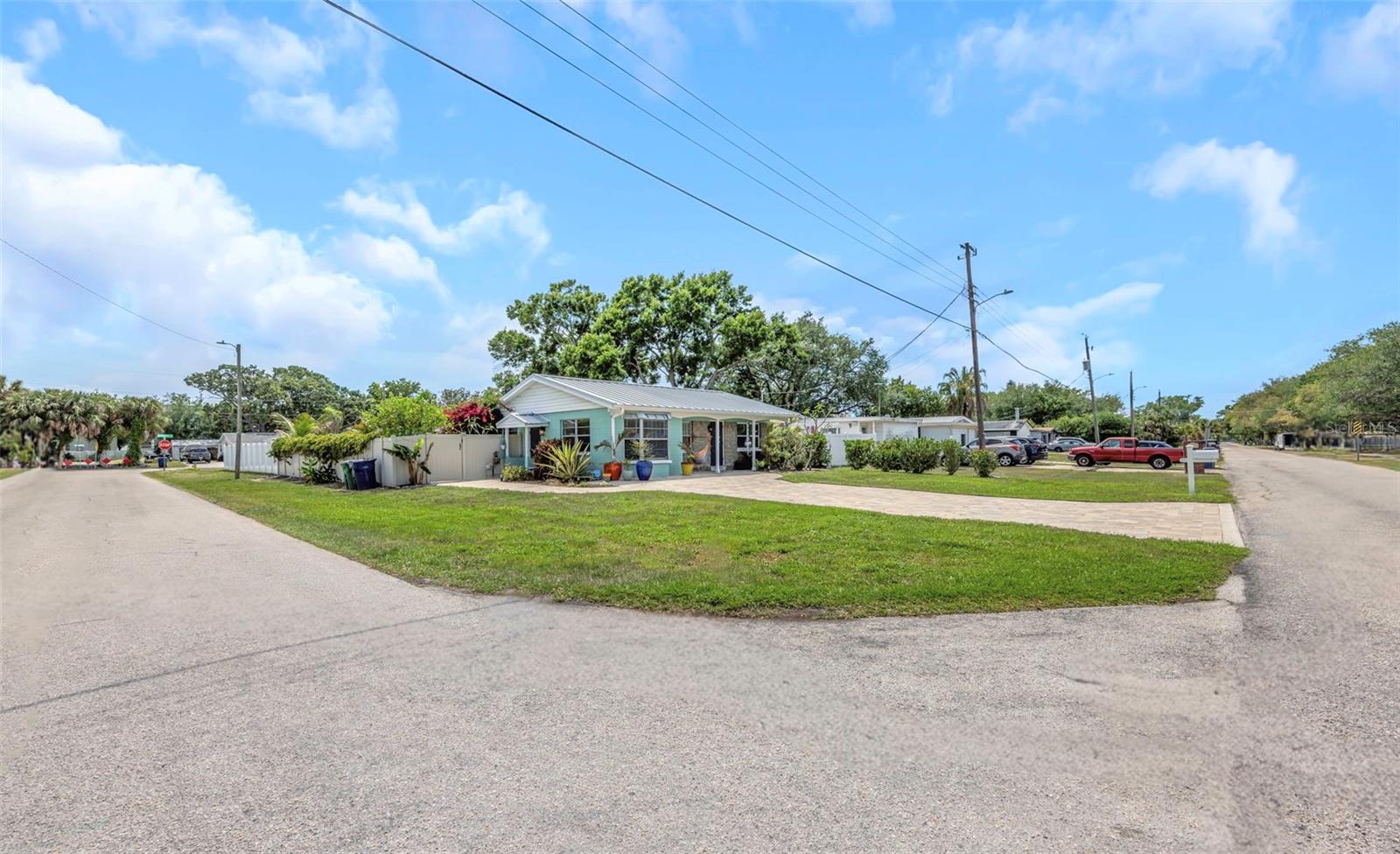 4502 W PEARL AVE, TAMPA, FL, 33611