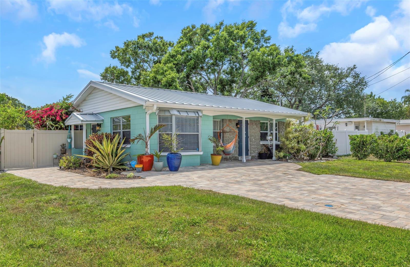 4502 W PEARL AVE, TAMPA, FL, 33611