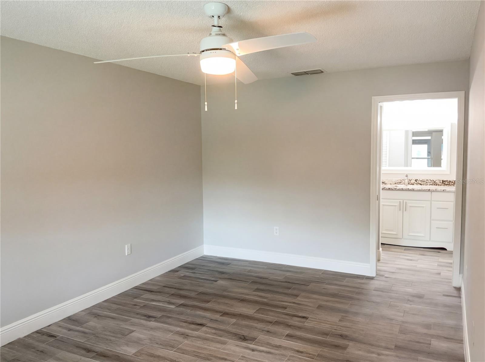 444 HUNTER CIR, KISSIMMEE, FL, 34758