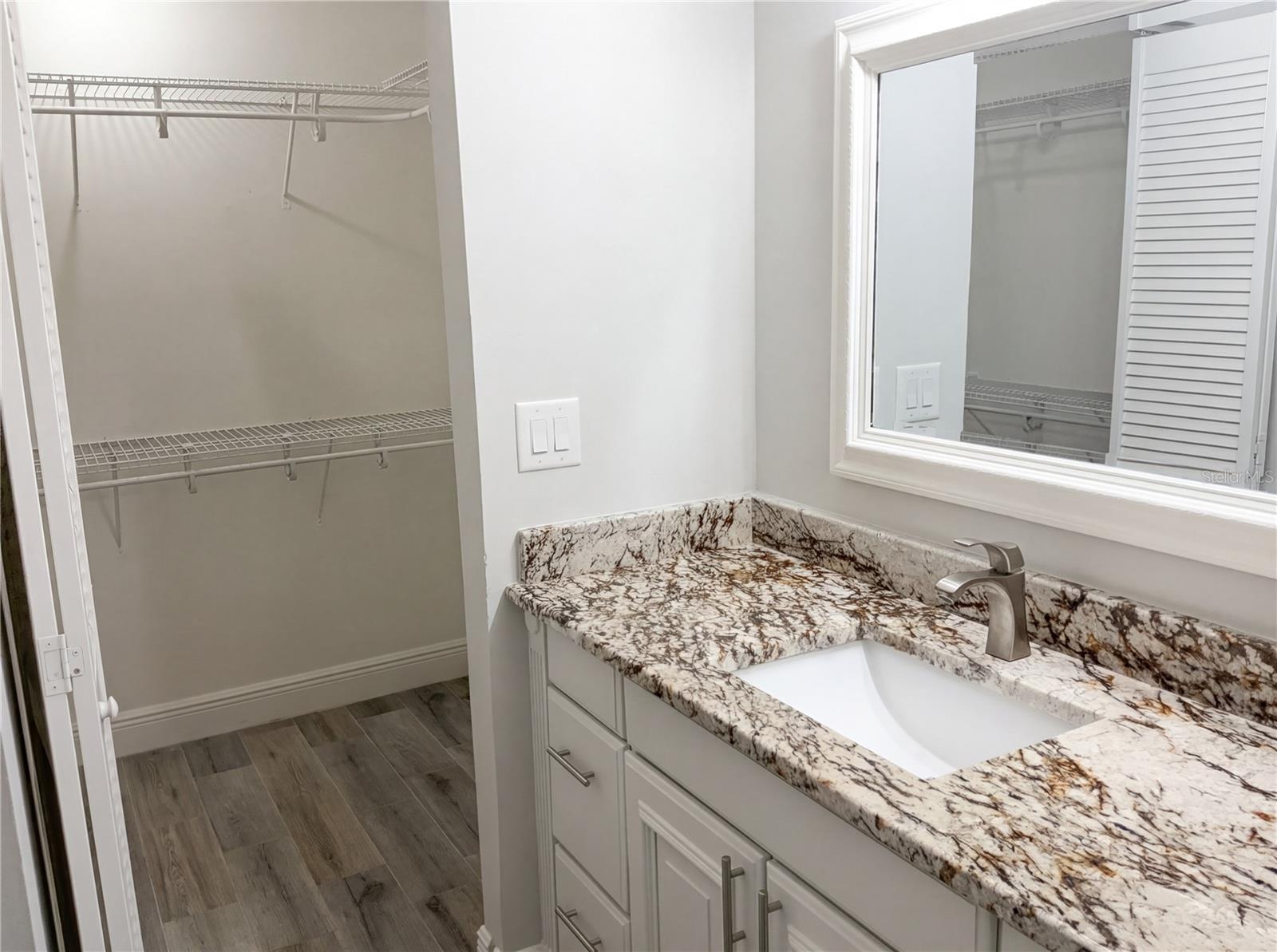 444 HUNTER CIR, KISSIMMEE, FL, 34758