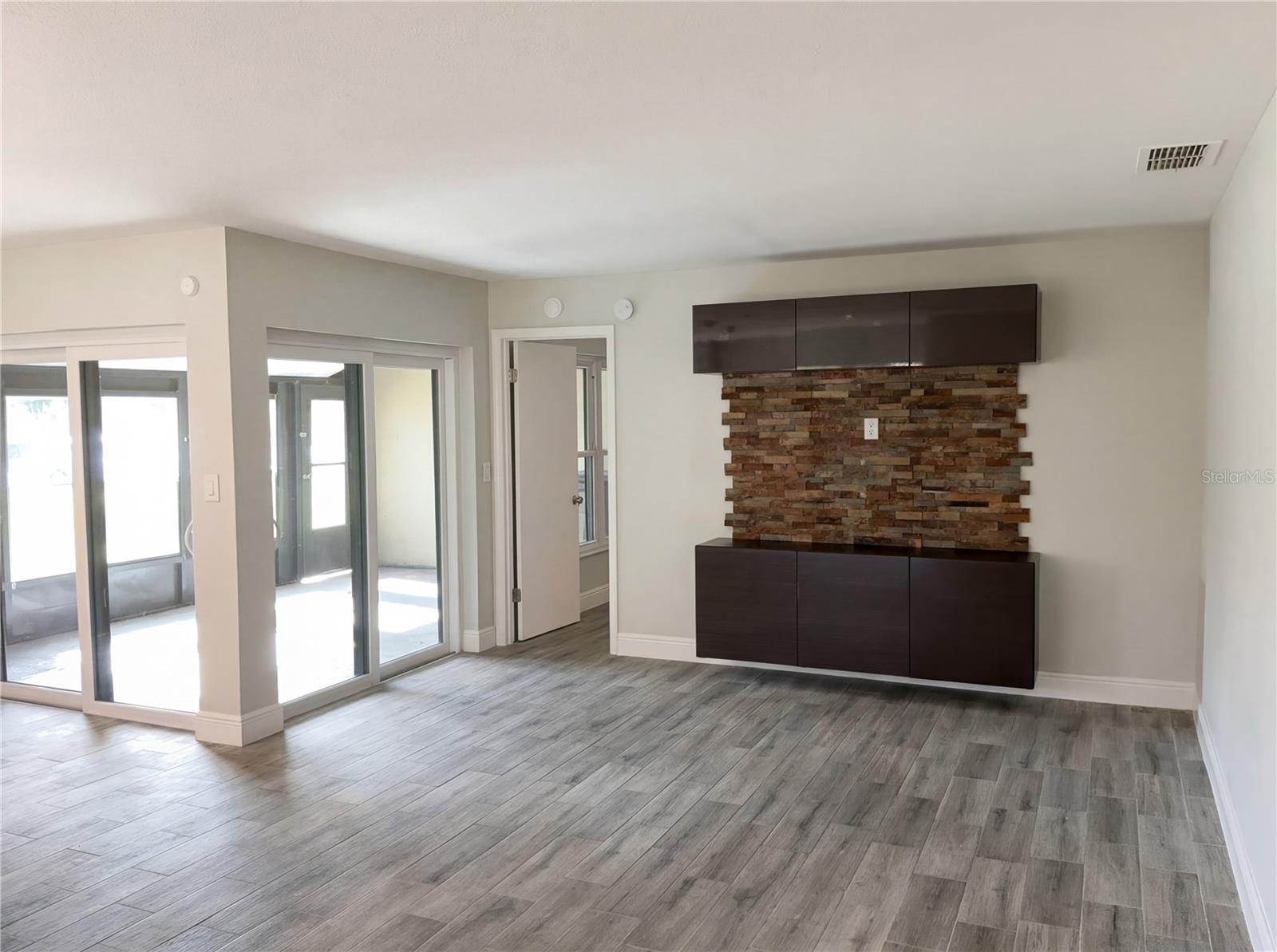 444 HUNTER CIR, KISSIMMEE, FL, 34758