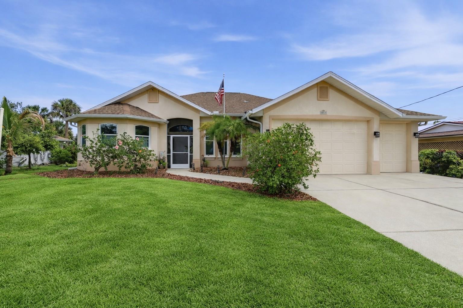 2462 AUBURN BLVD S, PORT CHARLOTTE, FL, 33948