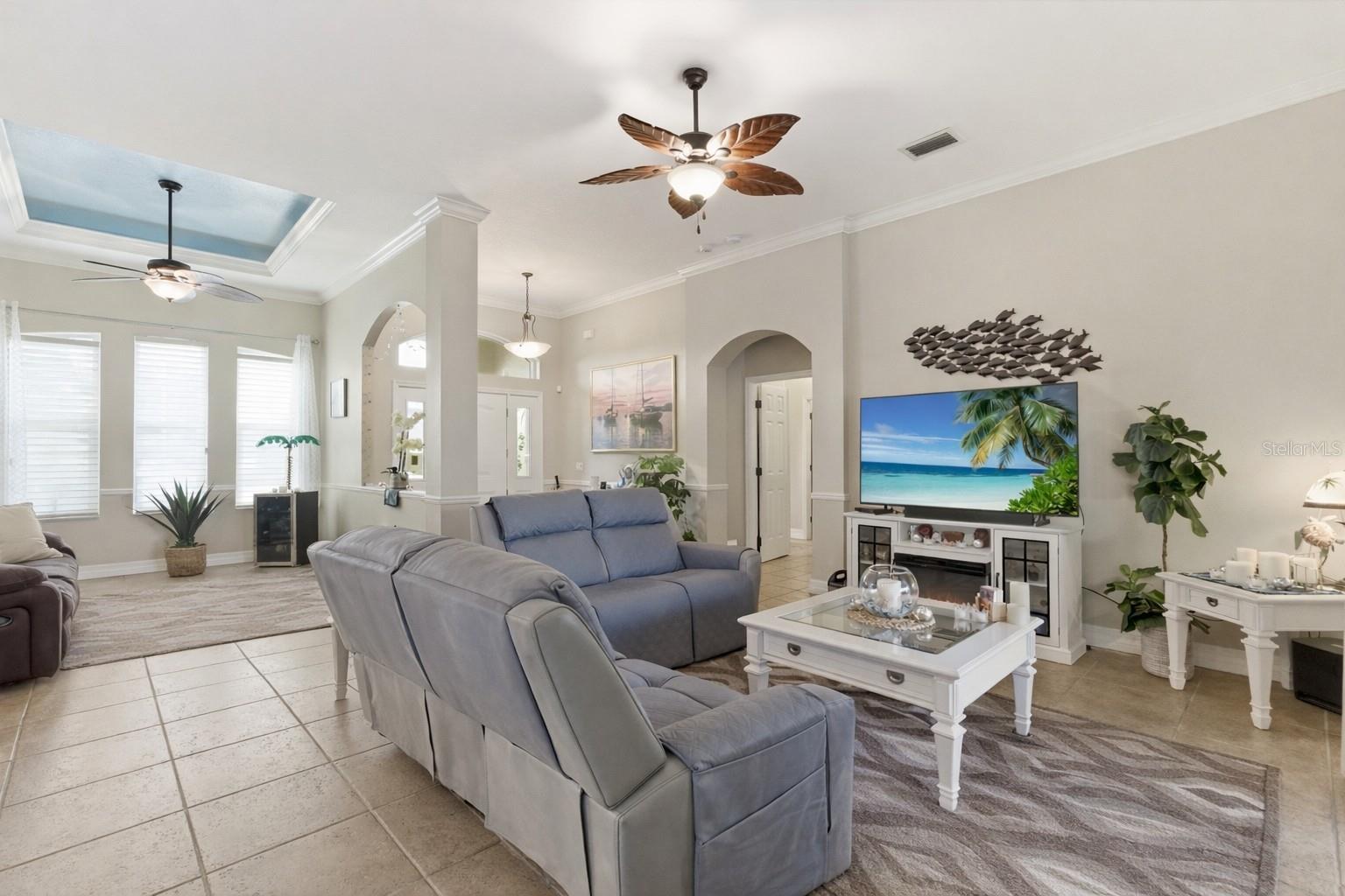 2462 AUBURN BLVD S, PORT CHARLOTTE, FL, 33948