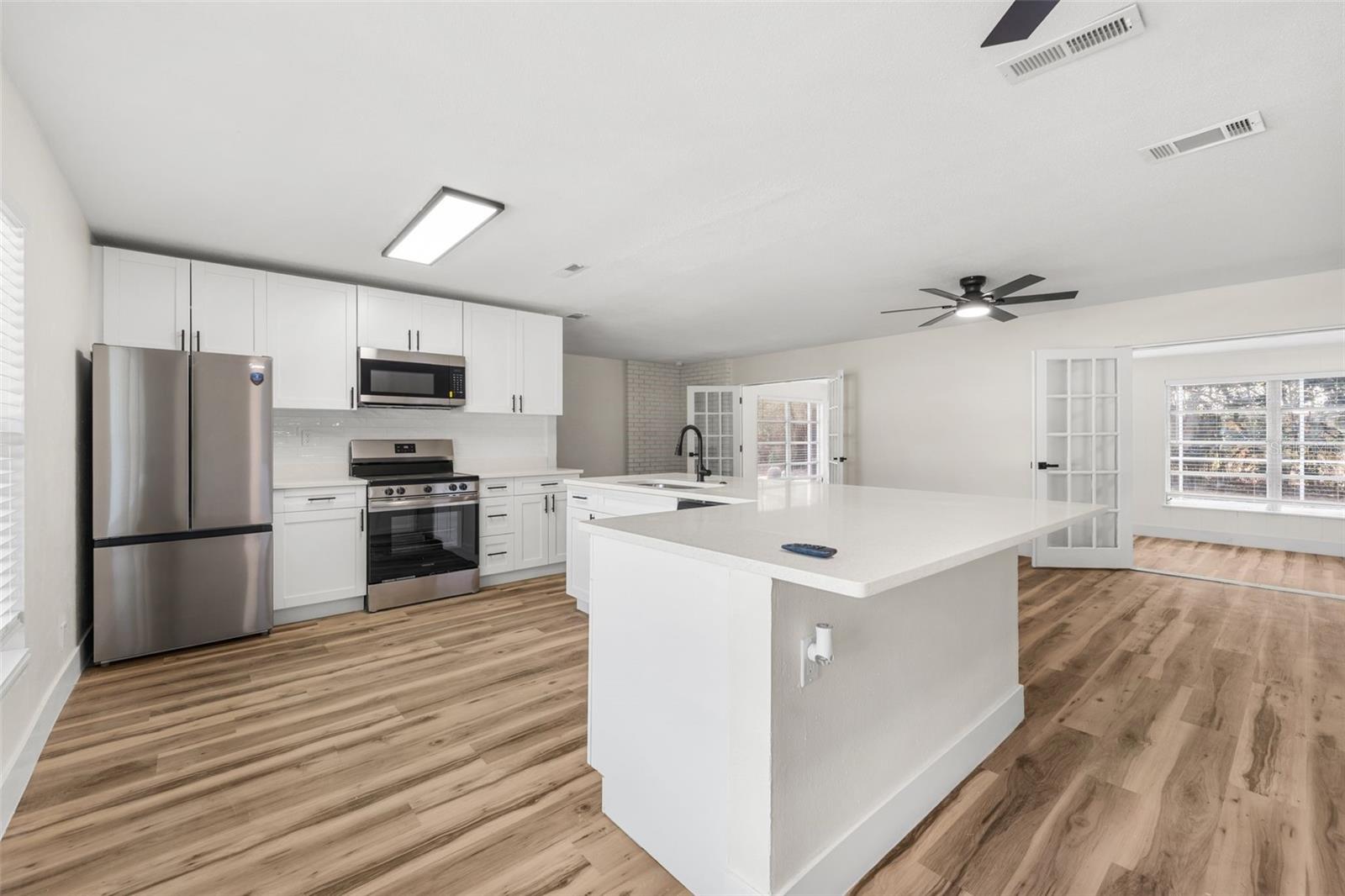1925 SW 42ND AVE, GAINESVILLE, FL, 32608