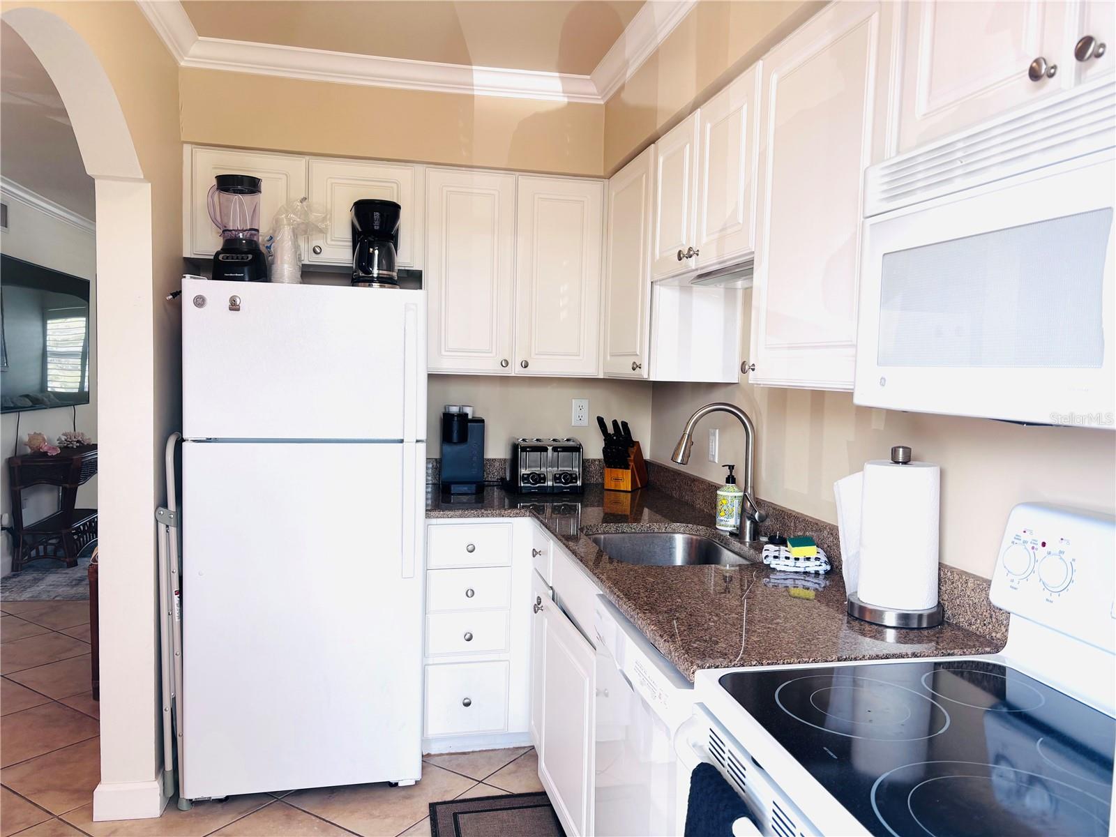 19417 GULF BLVD #B209, INDIAN ROCKS BEACH, FL, 33785