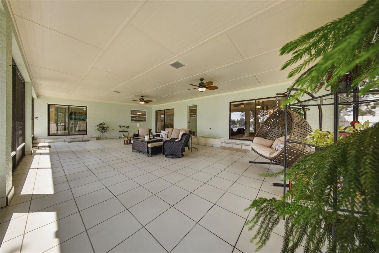 20140 W COUNTY LINE RD, LUTZ, FL, 33558