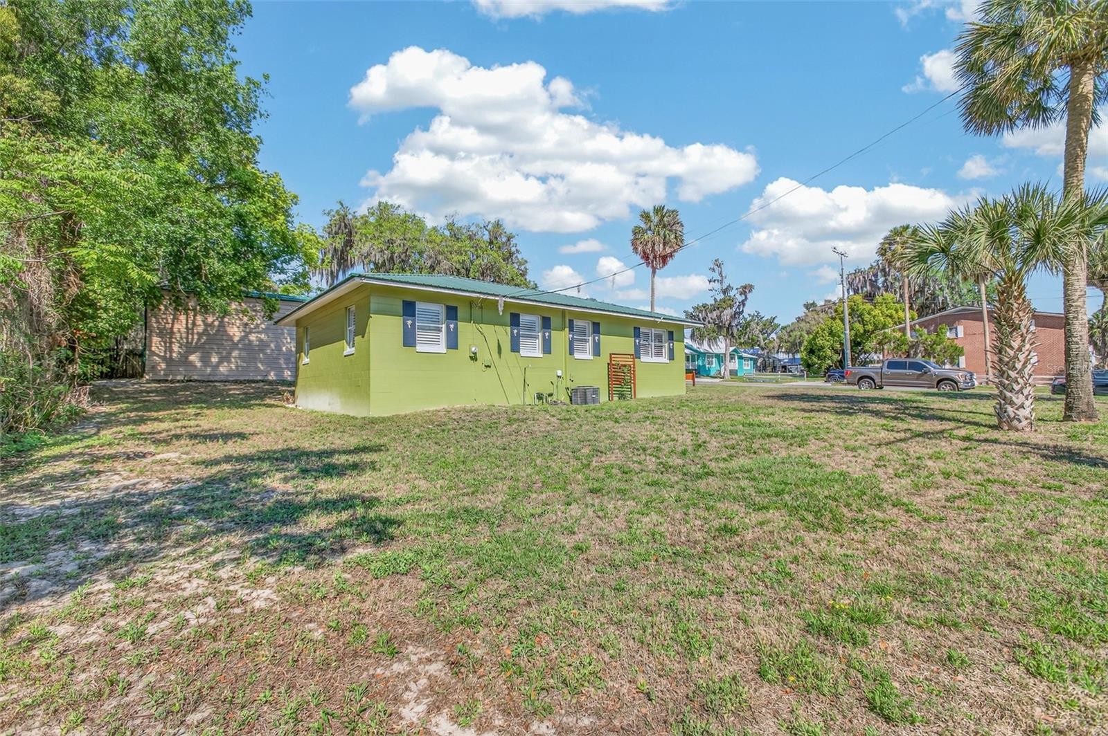 105 CENTRAL AVE, CRESCENT CITY, FL, 32112