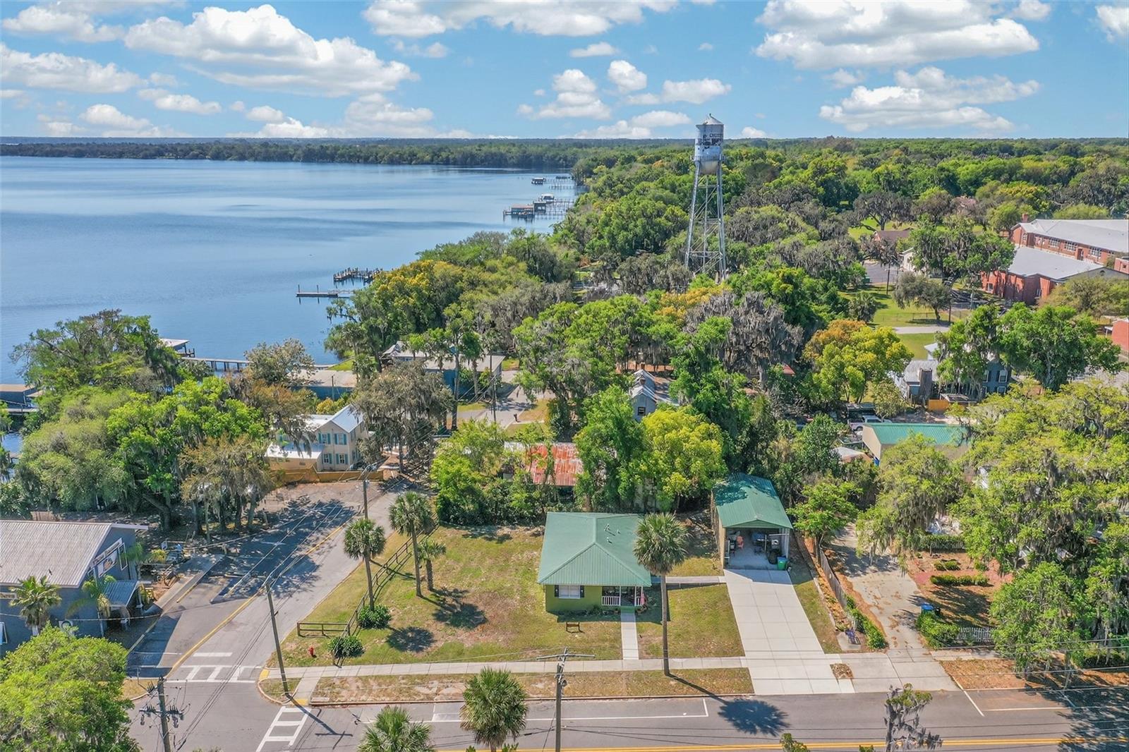 105 CENTRAL AVE, CRESCENT CITY, FL, 32112