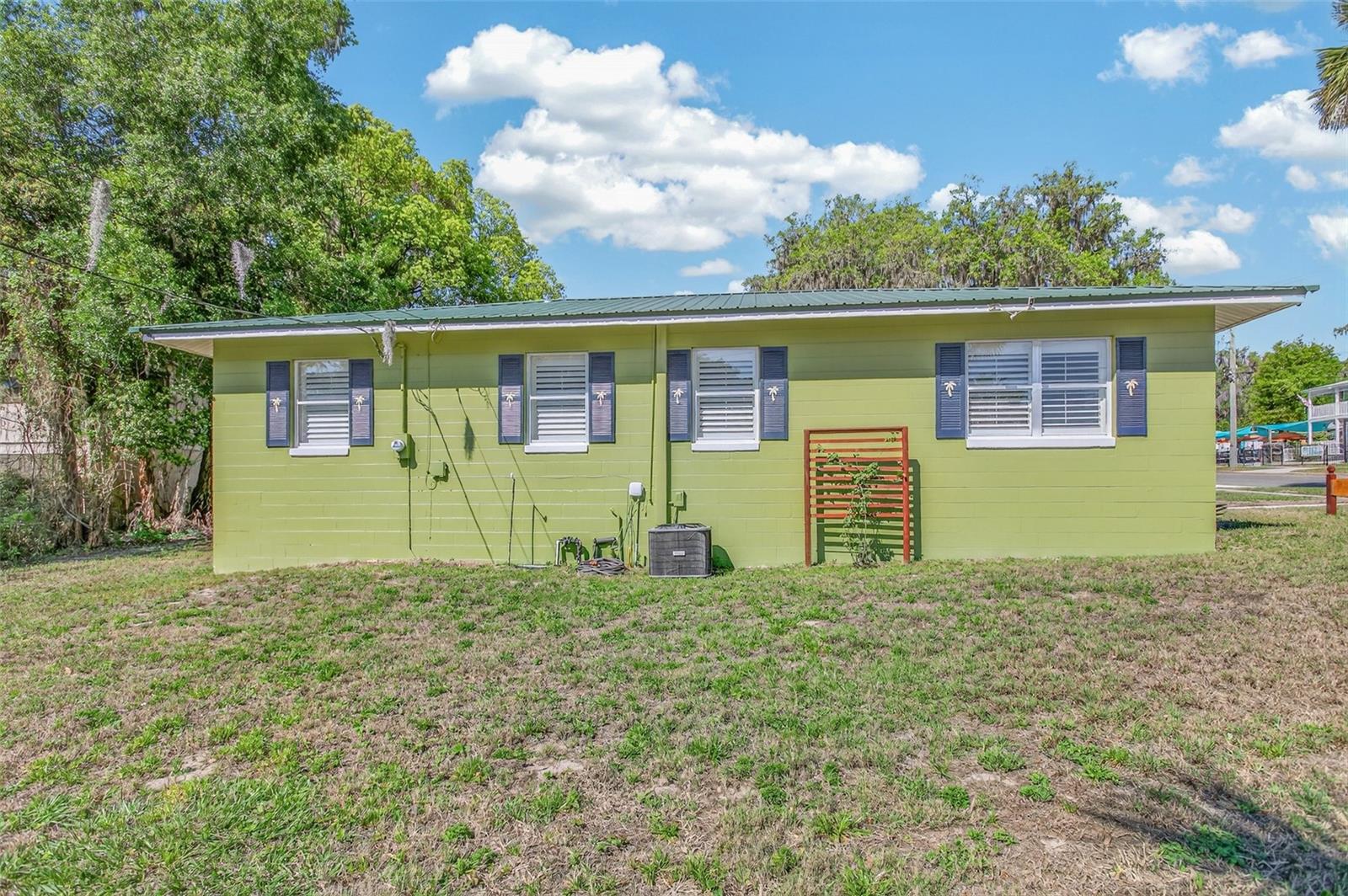 105 CENTRAL AVE, CRESCENT CITY, FL, 32112
