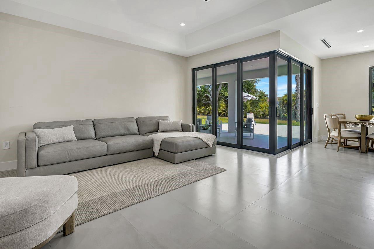 289 LONG MEADOW LN, ROTONDA WEST, FL, 33947