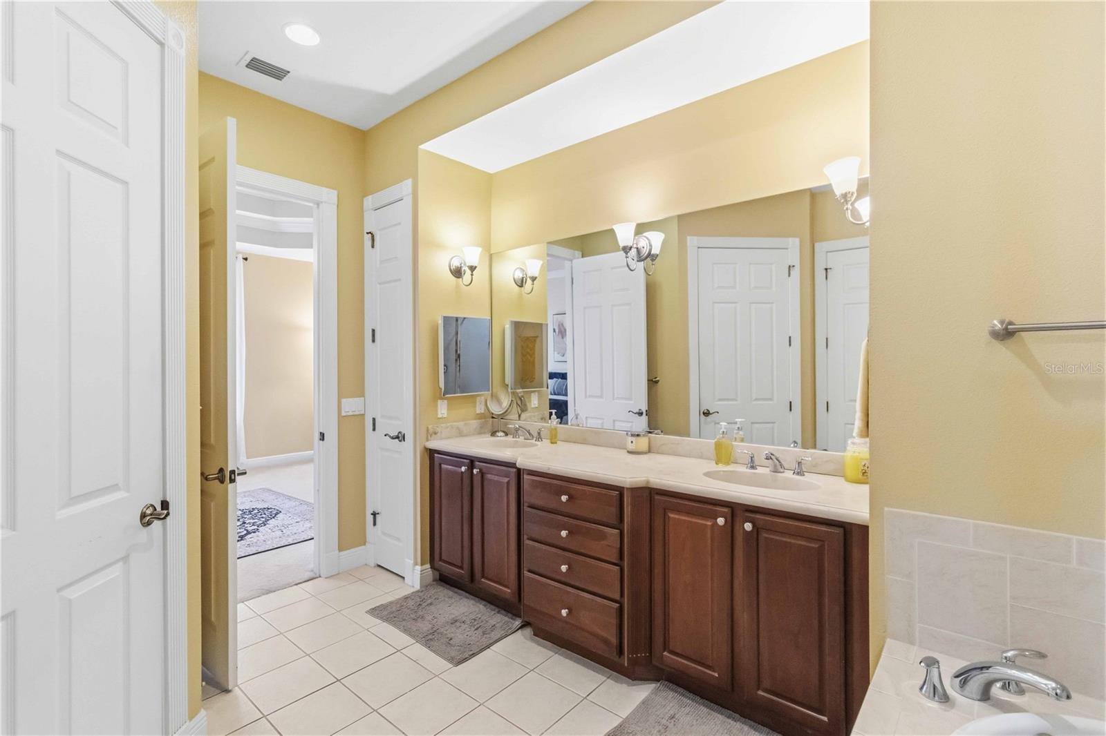 5246 MANORWOOD DR #4C, SARASOTA, FL, 34235
