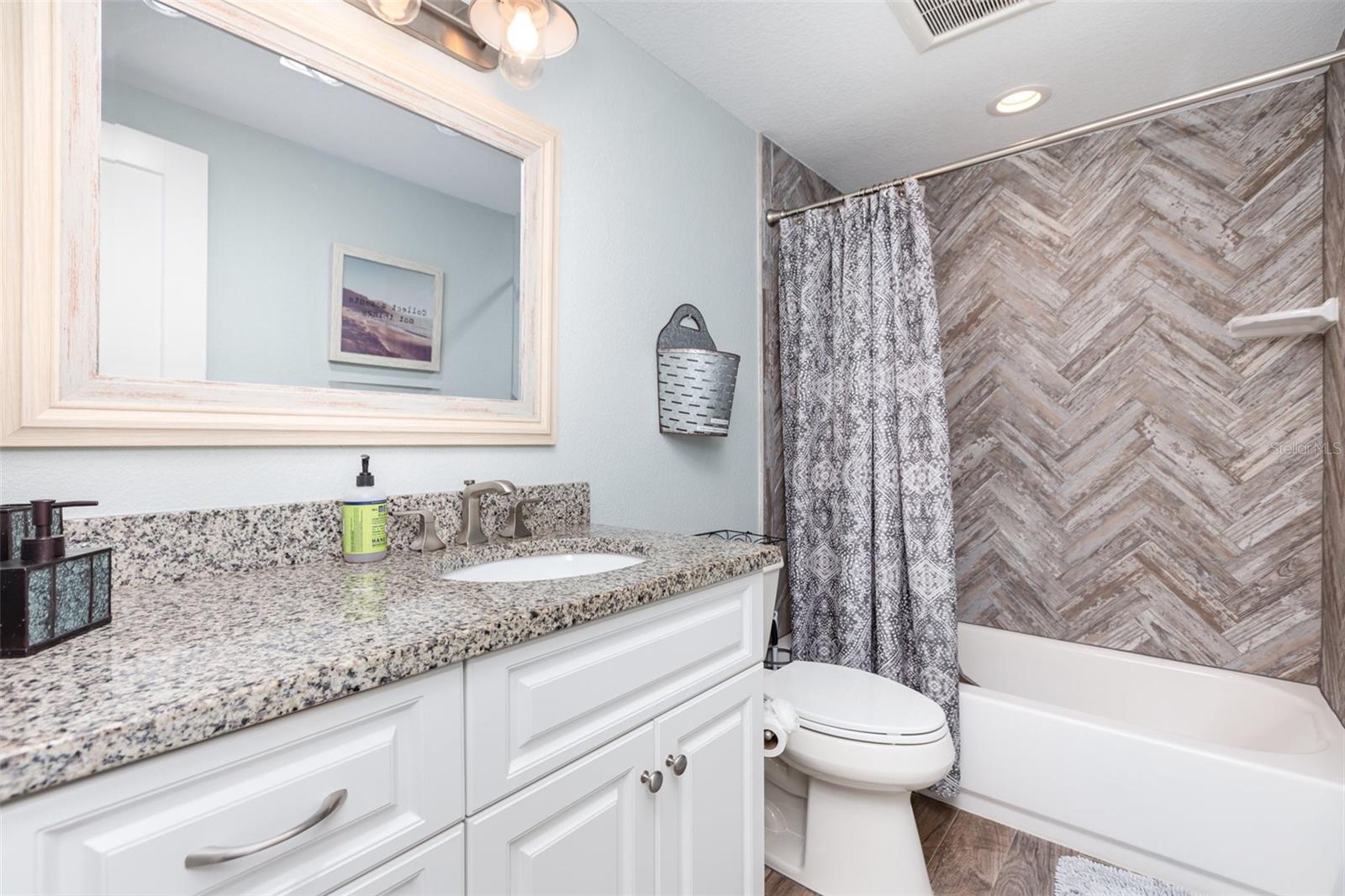 3811 101ST ST W, BRADENTON, FL, 34210