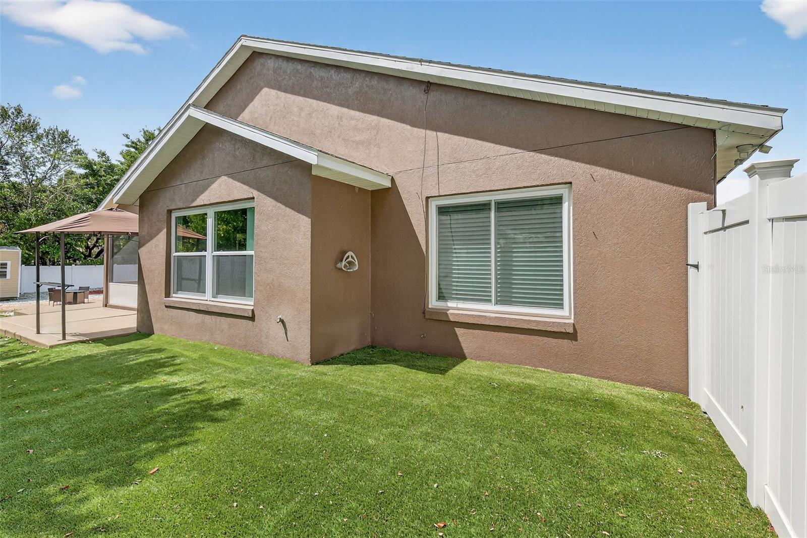 11637 LAKE DR, LEESBURG, FL, 34788