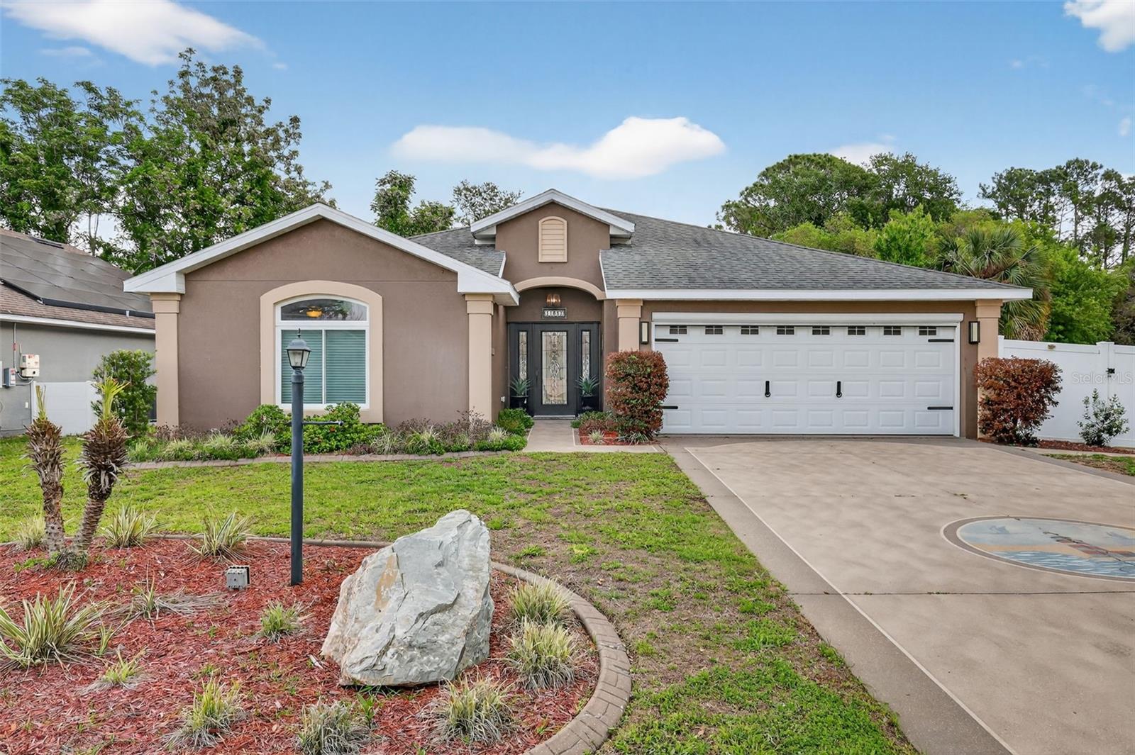 11637 LAKE DR, LEESBURG, FL, 34788