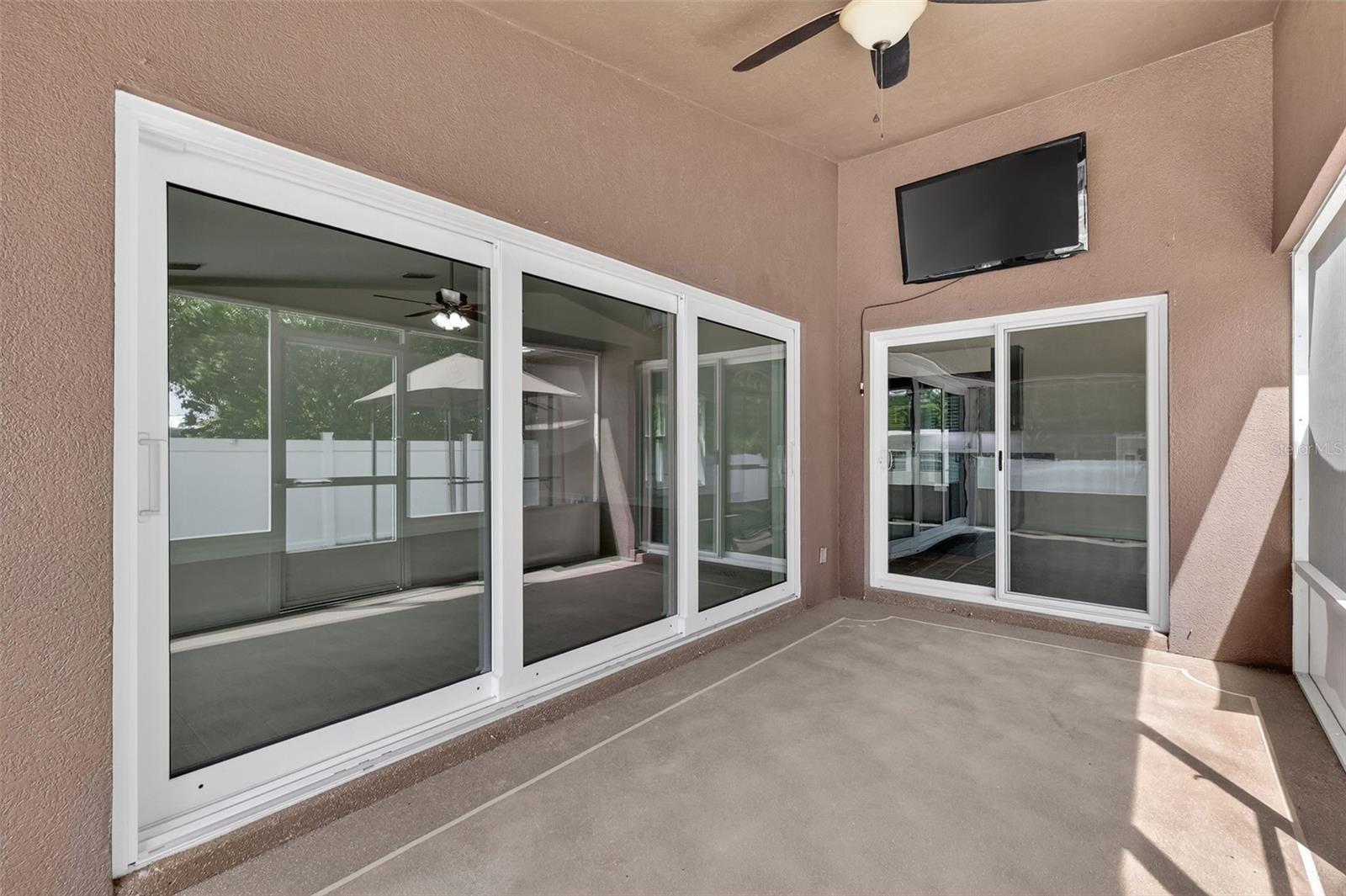 11637 LAKE DR, LEESBURG, FL, 34788
